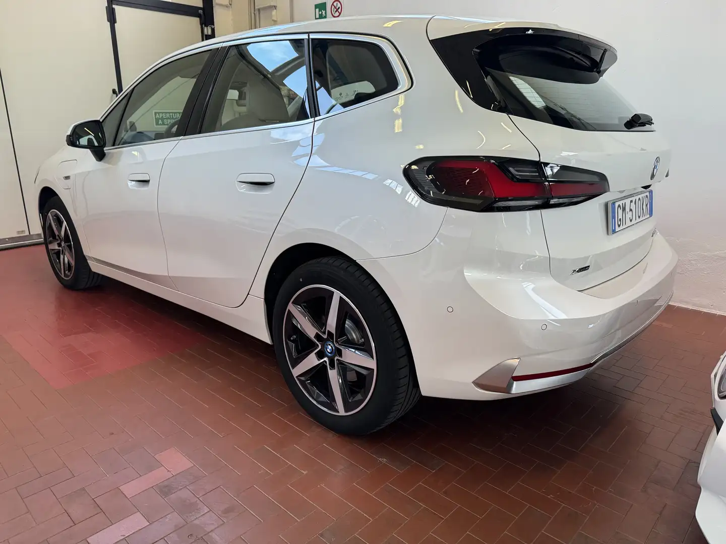 BMW 230 230e Active Tourer xdrive Luxury auto Fehér - 2