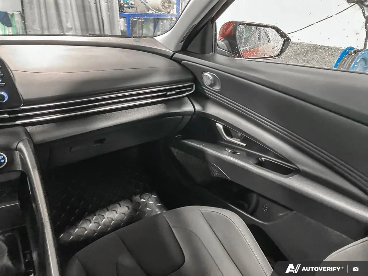 Hyundai ELANTRA снимка Hyundai ELANTRA