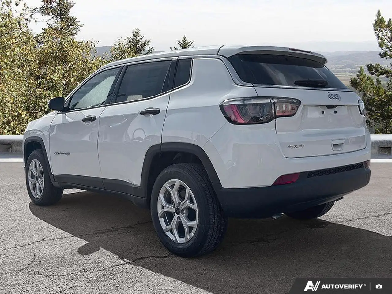 Jeep Compass снимка Jeep Compass
