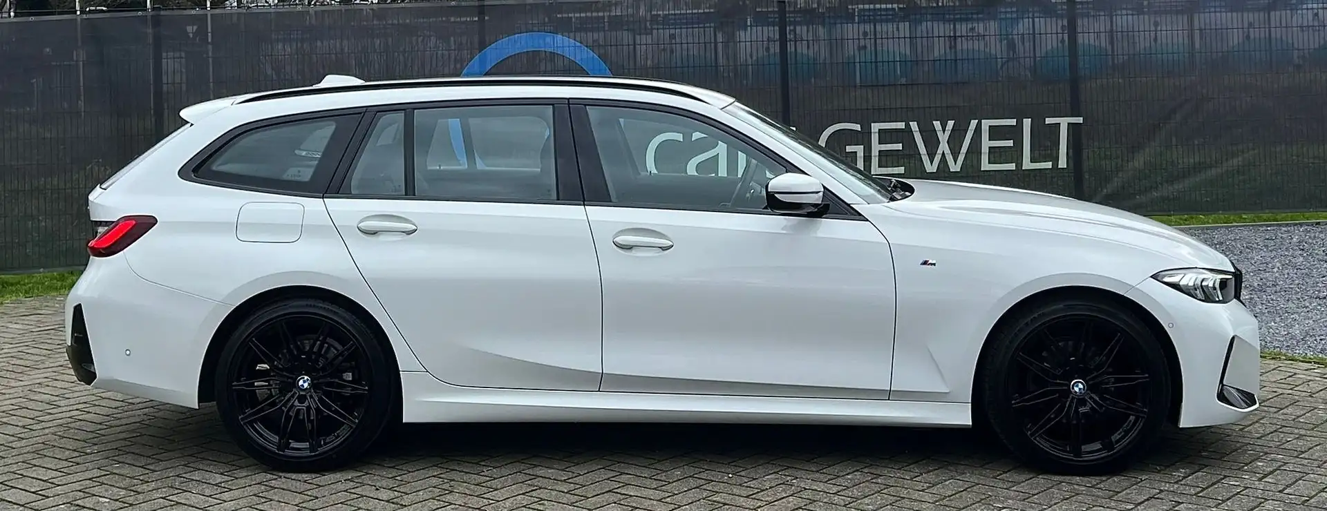 BMW 320 I M-PACK WIDESCREEN CARPLAY ACC CAMERA DAB Blanc - 2