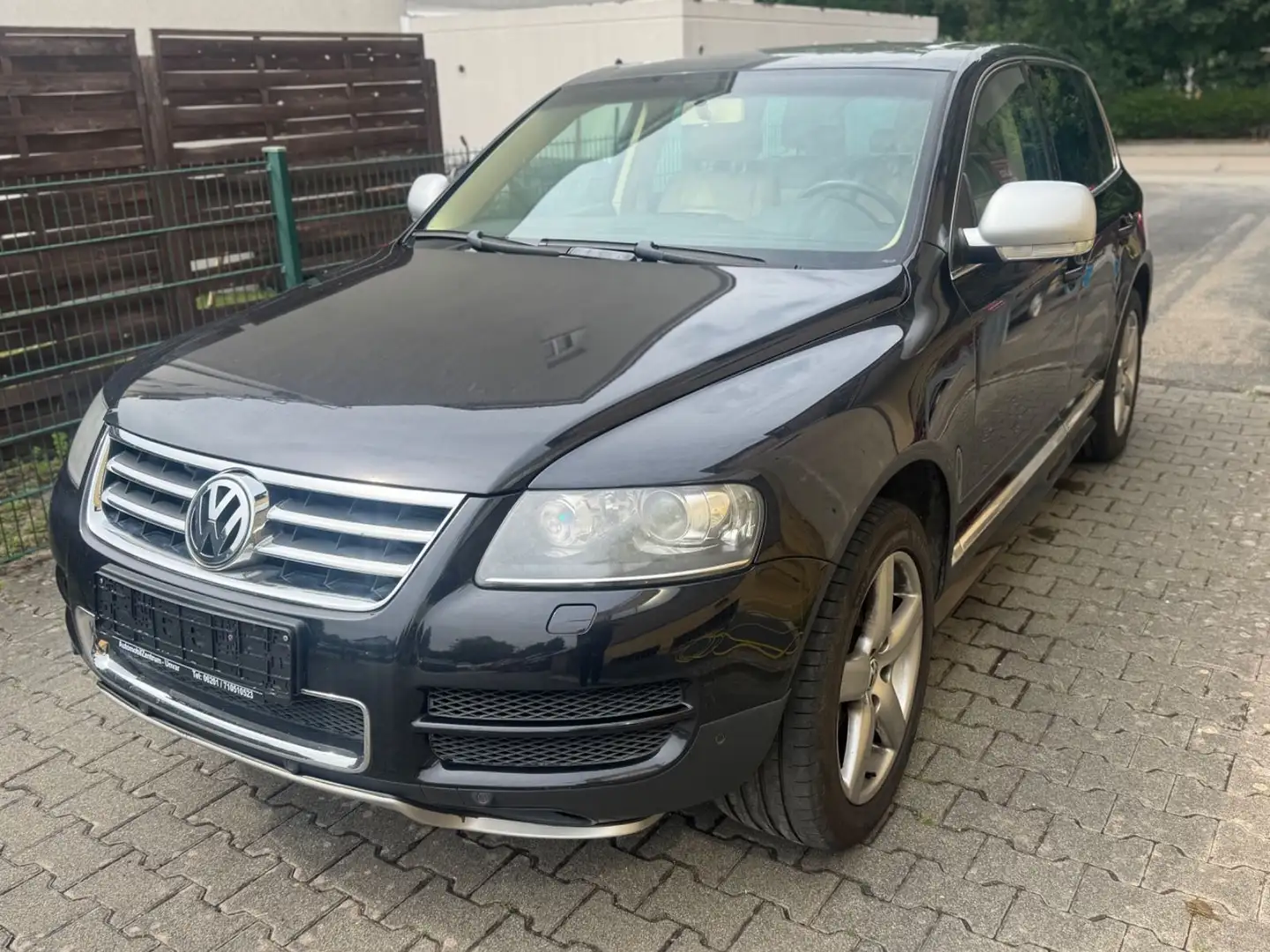 Volkswagen Touareg V6 Kong 3.0TDI |STANDHEIZ|AHK|LEDER| Noir - 1