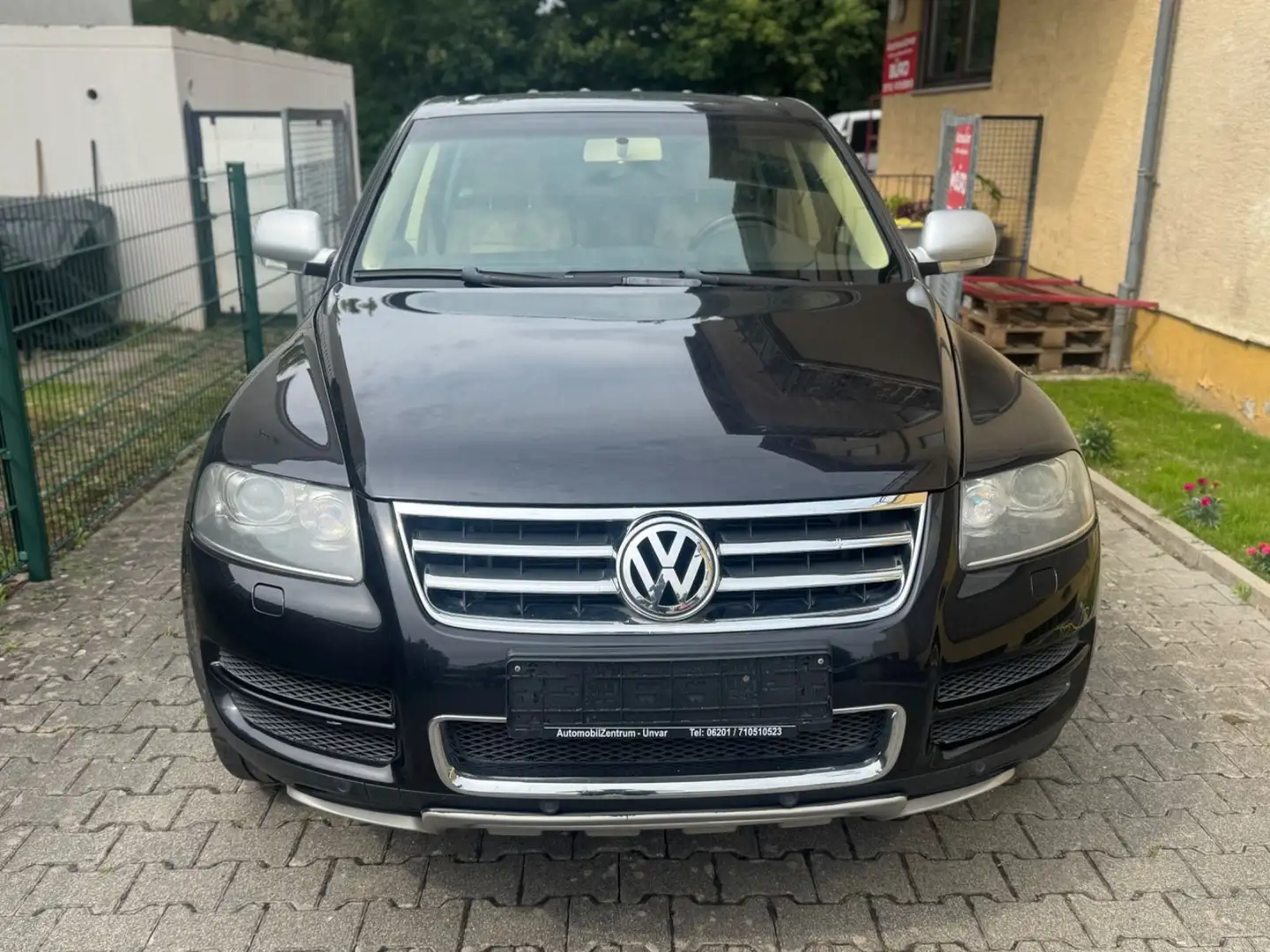 Volkswagen Touareg V6 Kong 3.0TDI |STANDHEIZ|AHK|LEDER| Noir - 2