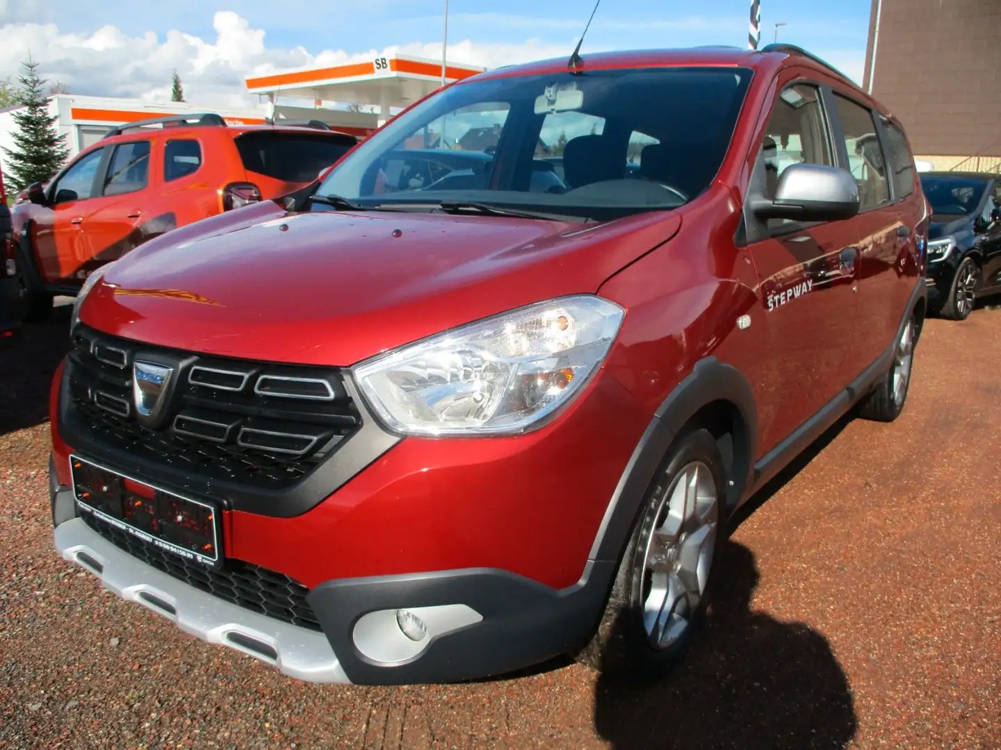 Dacia Lodgy Stepway TCE 130 5-Sitzer * abnehmbare AHK Rood - 2