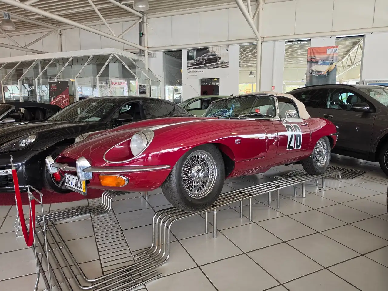 Jaguar E-Type Serie 2 Roadster 4.2l "RESTAURIERT", foto 1