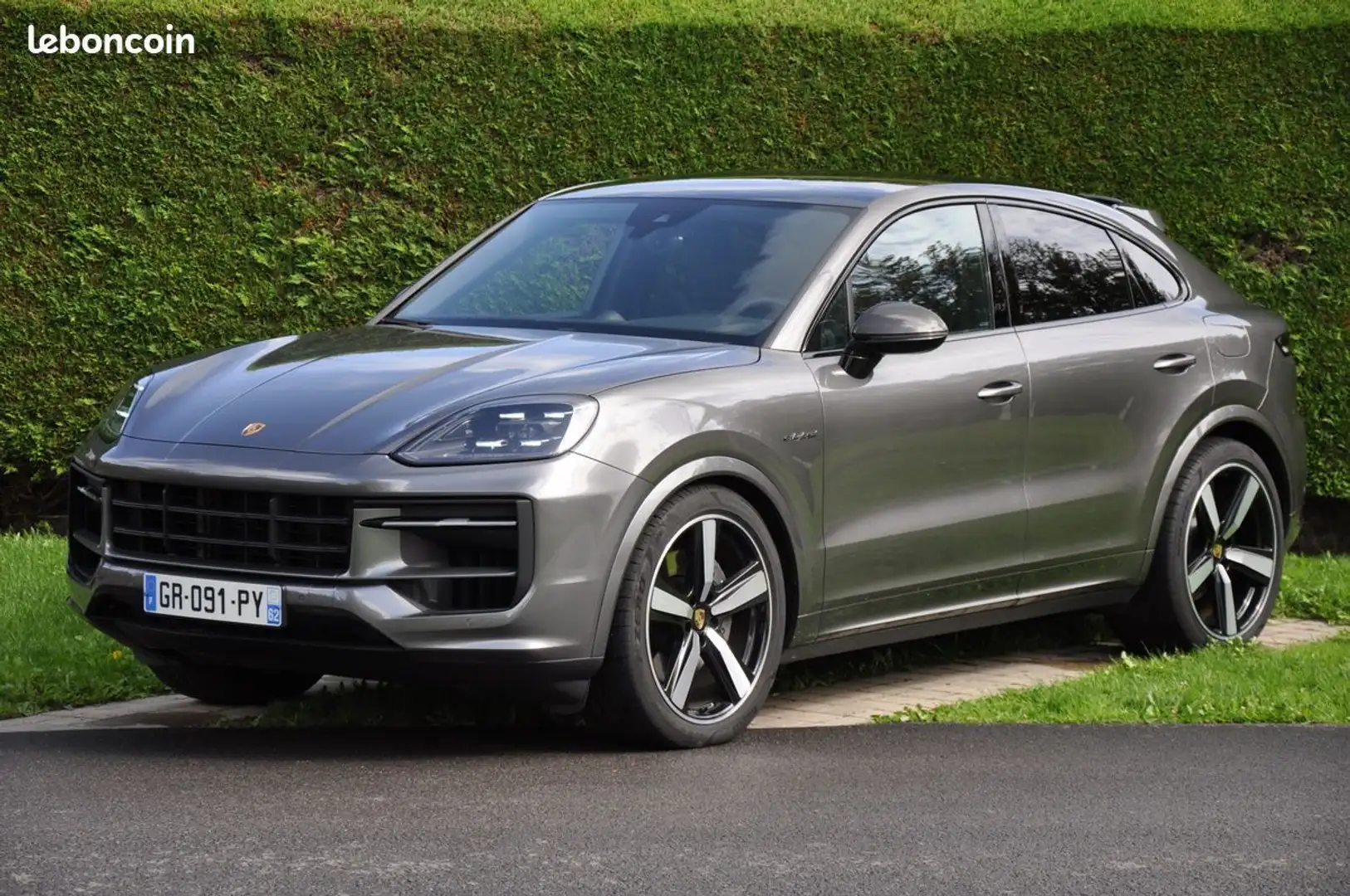 Porsche Cayenne COUPE 3.0 V6 470 E-HYBRID Org France 10-23 29800kms Suspension pneumatique Hifi Bose jantes 22 Gris - 1