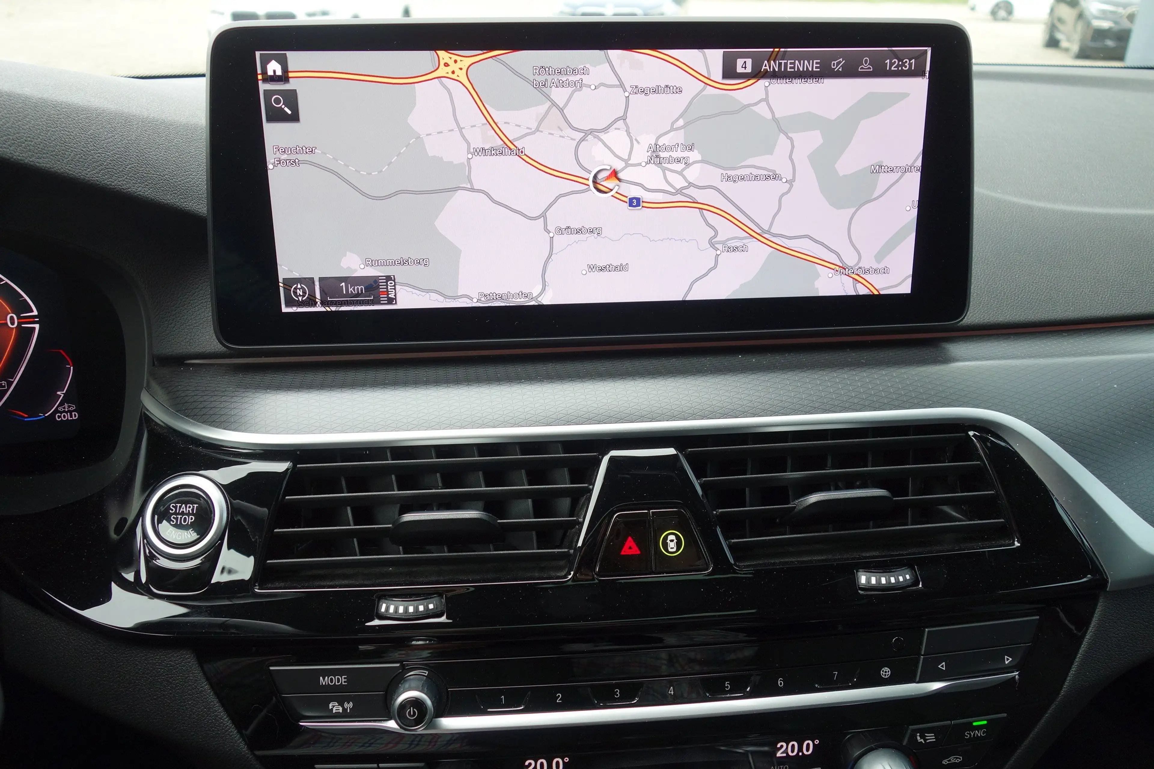 BMW 540 d xDrive Touring M Sportpaket Head-Up DAB — photo 12