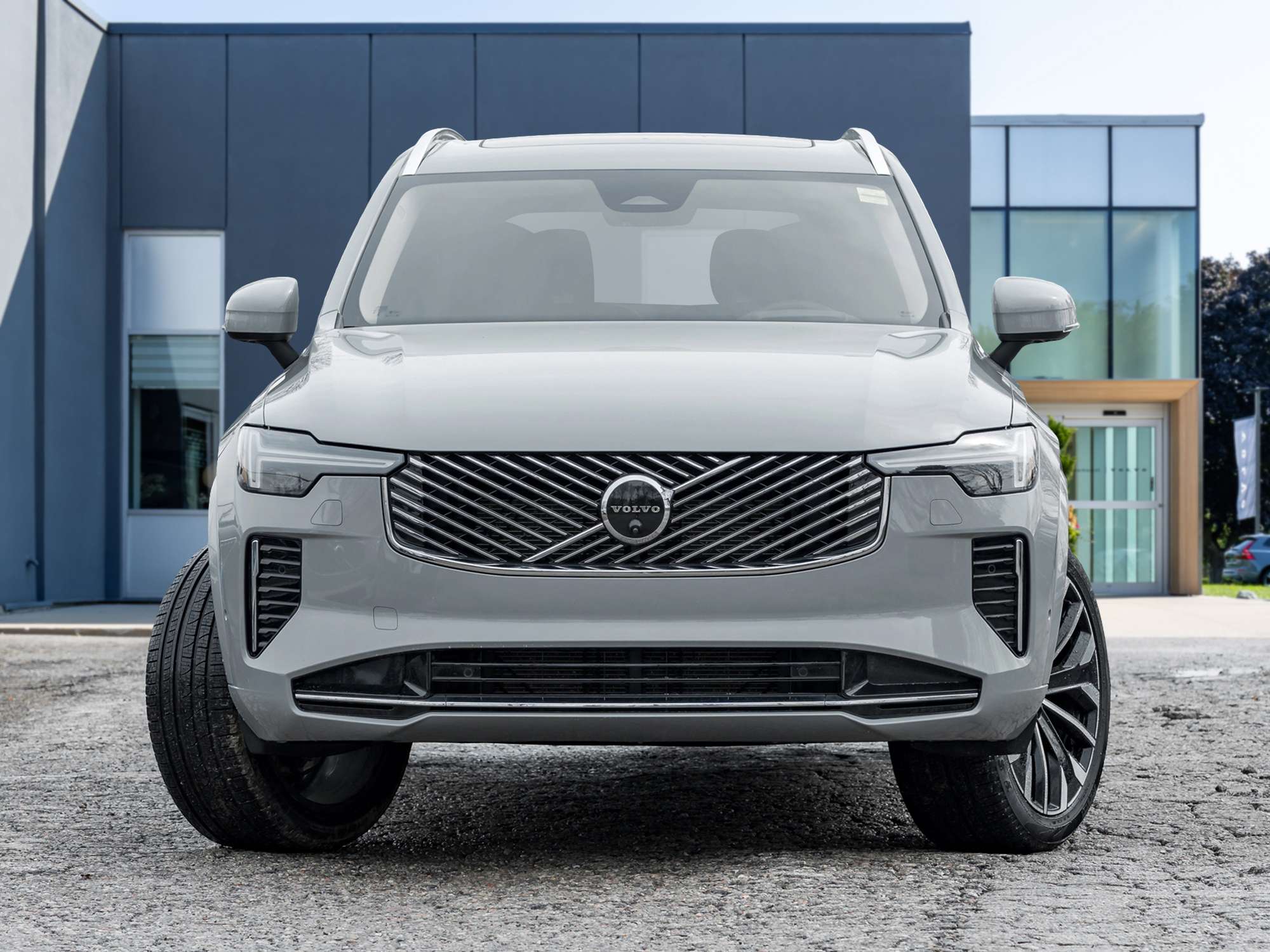 2026 Volvo XC90 B6 AWD Ultra Bright Theme 6-SEATER |HARMAN KARDON alt 3
