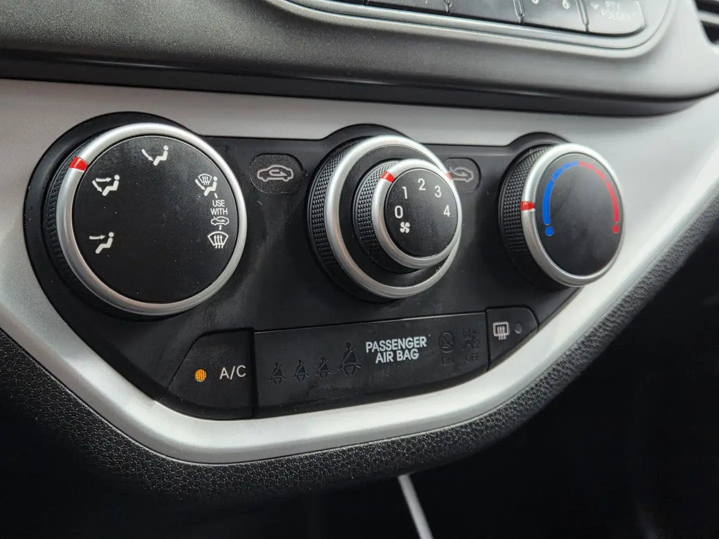 Kia Picanto 1.0 CVVT Comfort Pack|Airco|Elek.Ramen|NAP|1Eig Grijs - 2