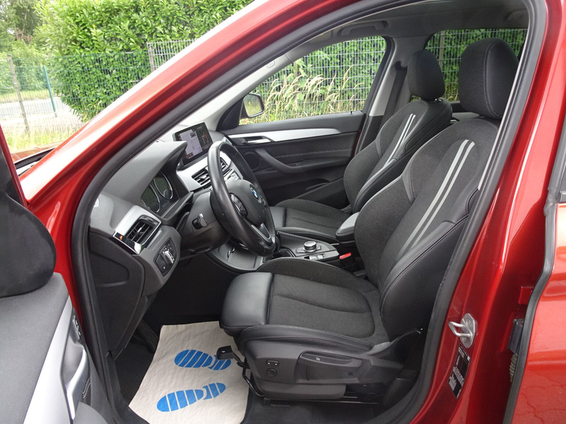BMW X1 sDrive 20 d Advantage — photo 13