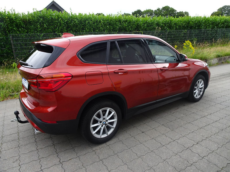 BMW X1 sDrive 20 d Advantage — photo 4