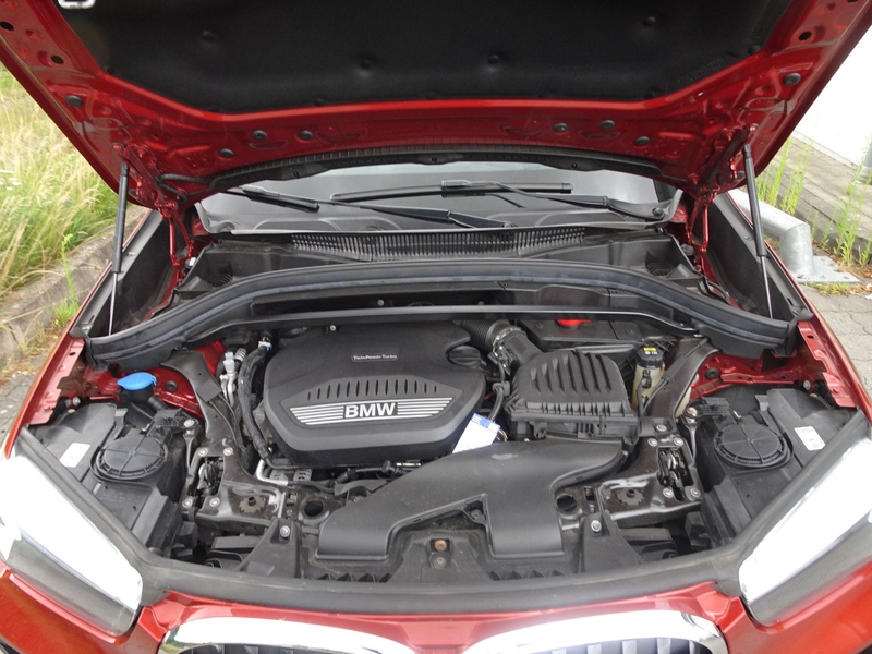 BMW X1 sDrive 20 d Advantage — photo 19