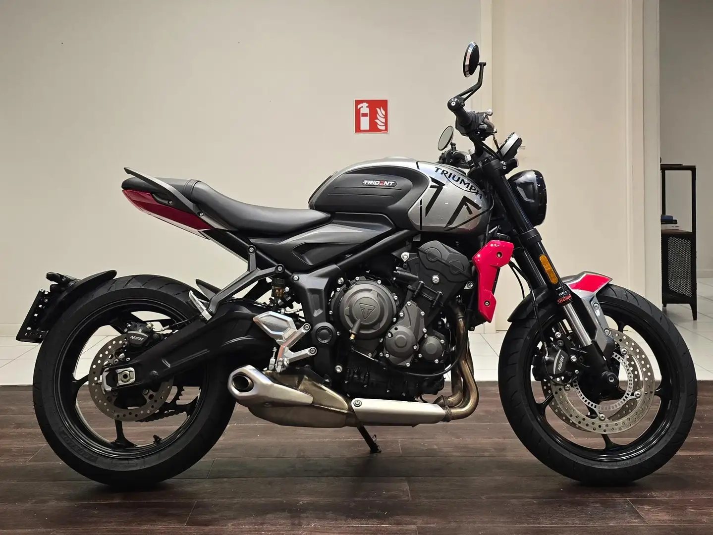 Triumph Trident 660 - 1