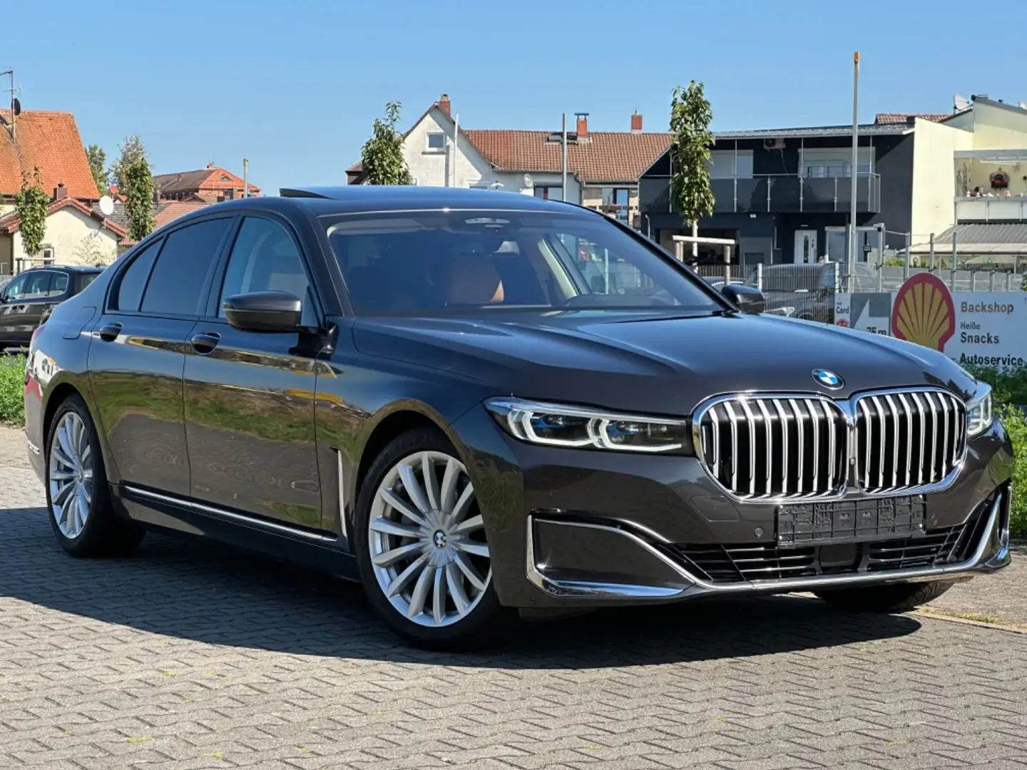 BMW 740 d xDrive *LEDER NAPPA ZIMT*ABSOLUT VOLL* Grey - 2