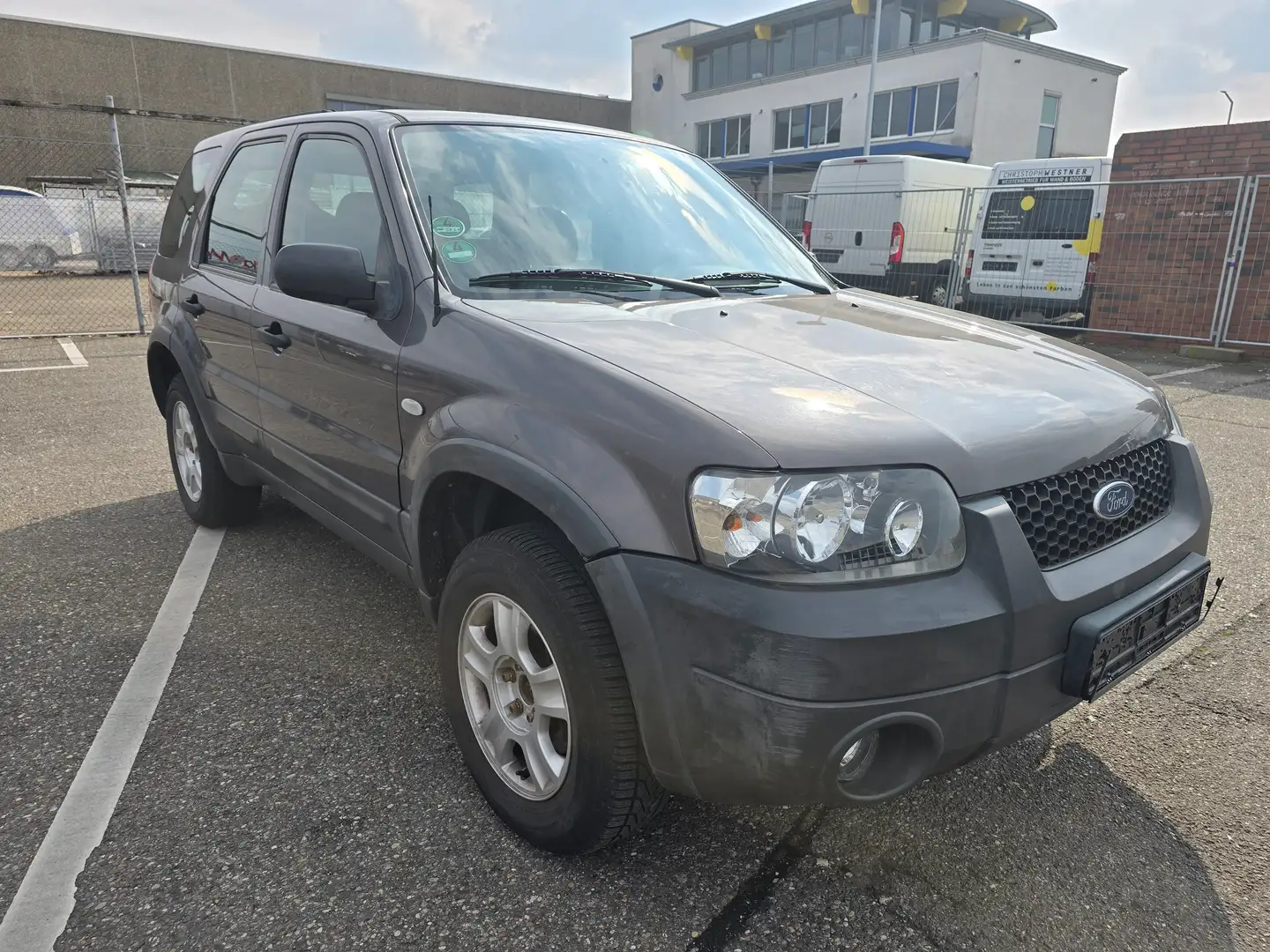 Ford Maverick Maverick 4×4 Tüv bis 08.2026 Grau - 2