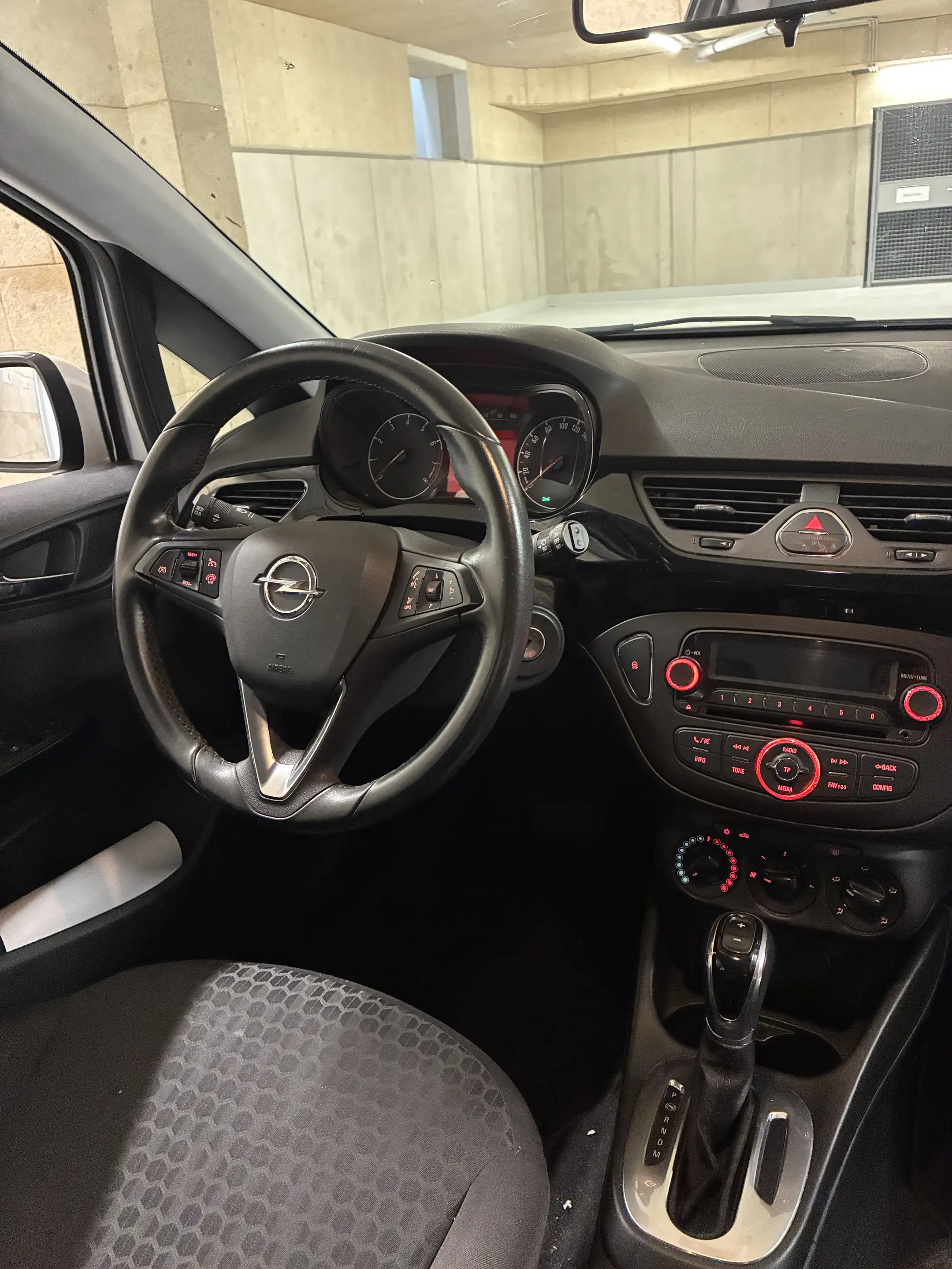 Opel Corsa-e Corsa 1,4 Ecotec Edition Aut. — photo 13