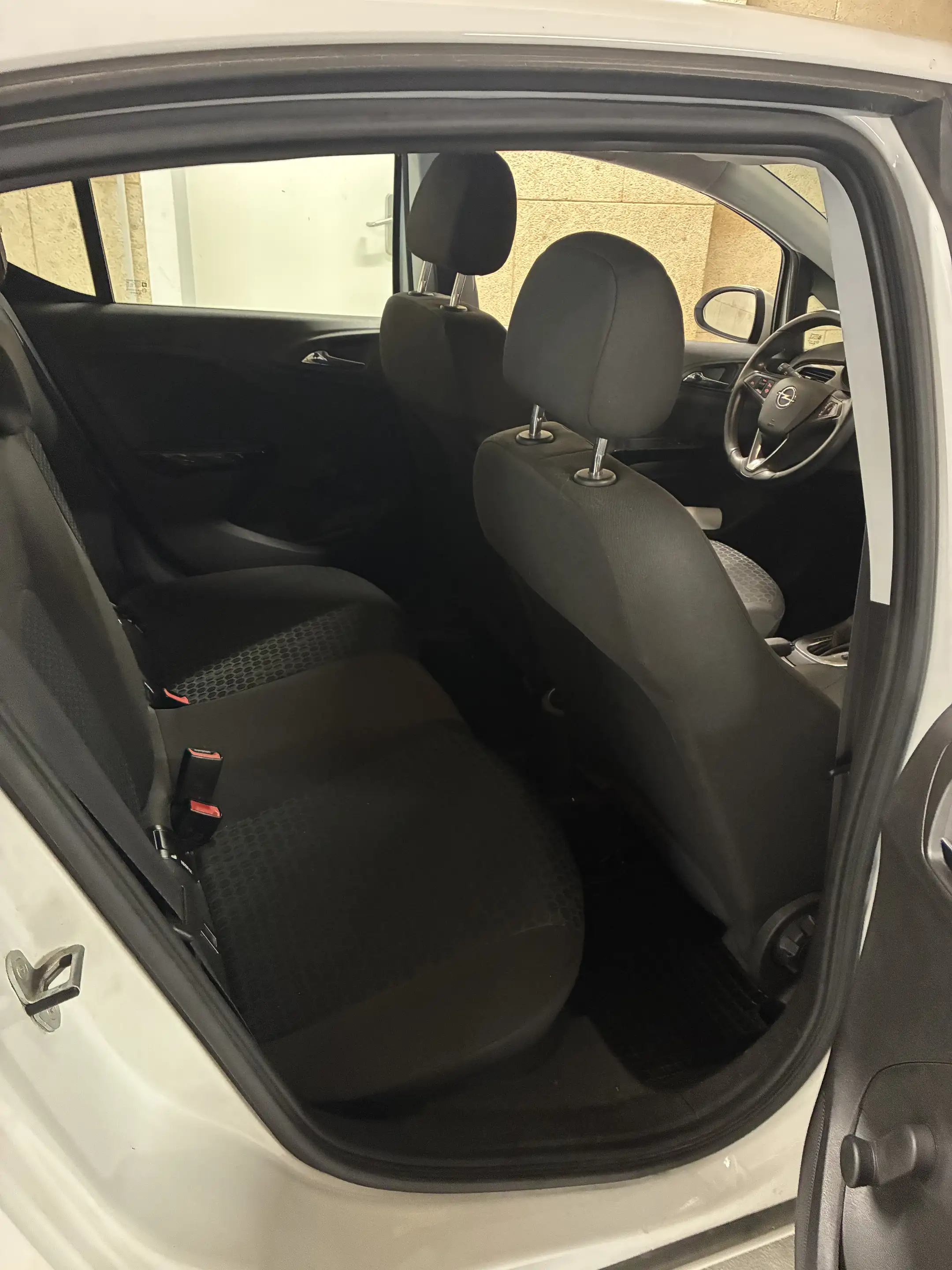 Opel Corsa-e Corsa 1,4 Ecotec Edition Aut. — photo 9