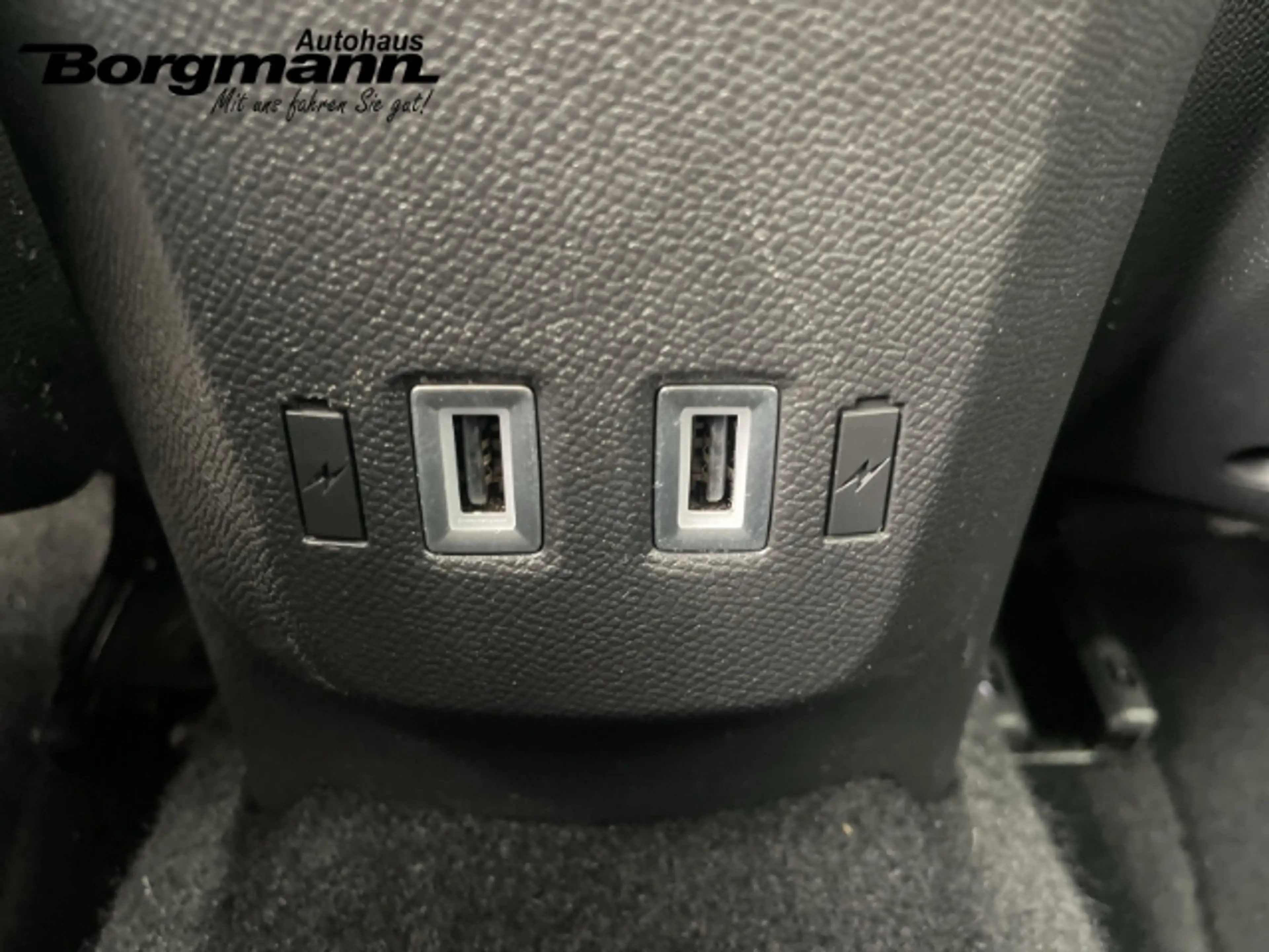 Opel Mokka-E Ultimate Keyless Start - Rückfahrkamera - Apple Ca — photo 9