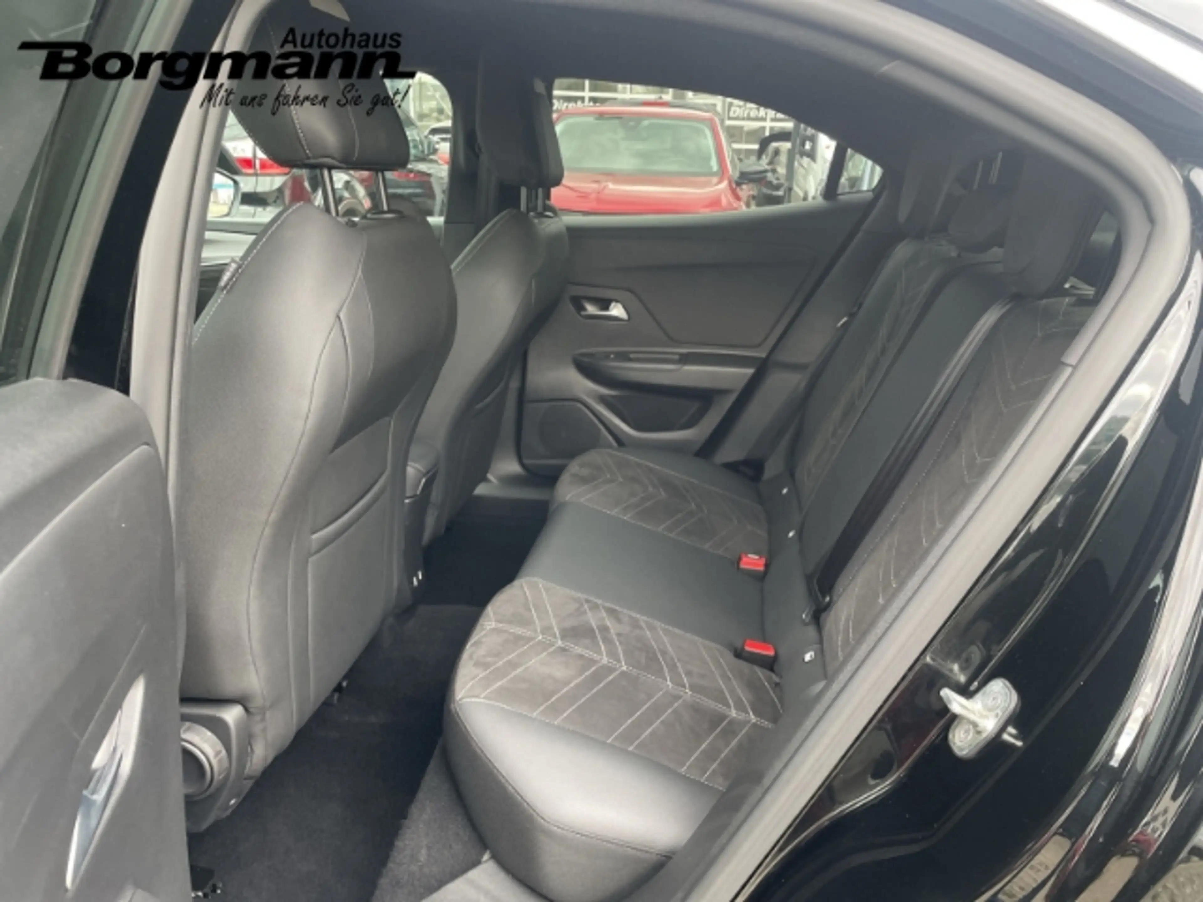 Opel Mokka-E Ultimate Keyless Start - Rückfahrkamera - Apple Ca — photo 8