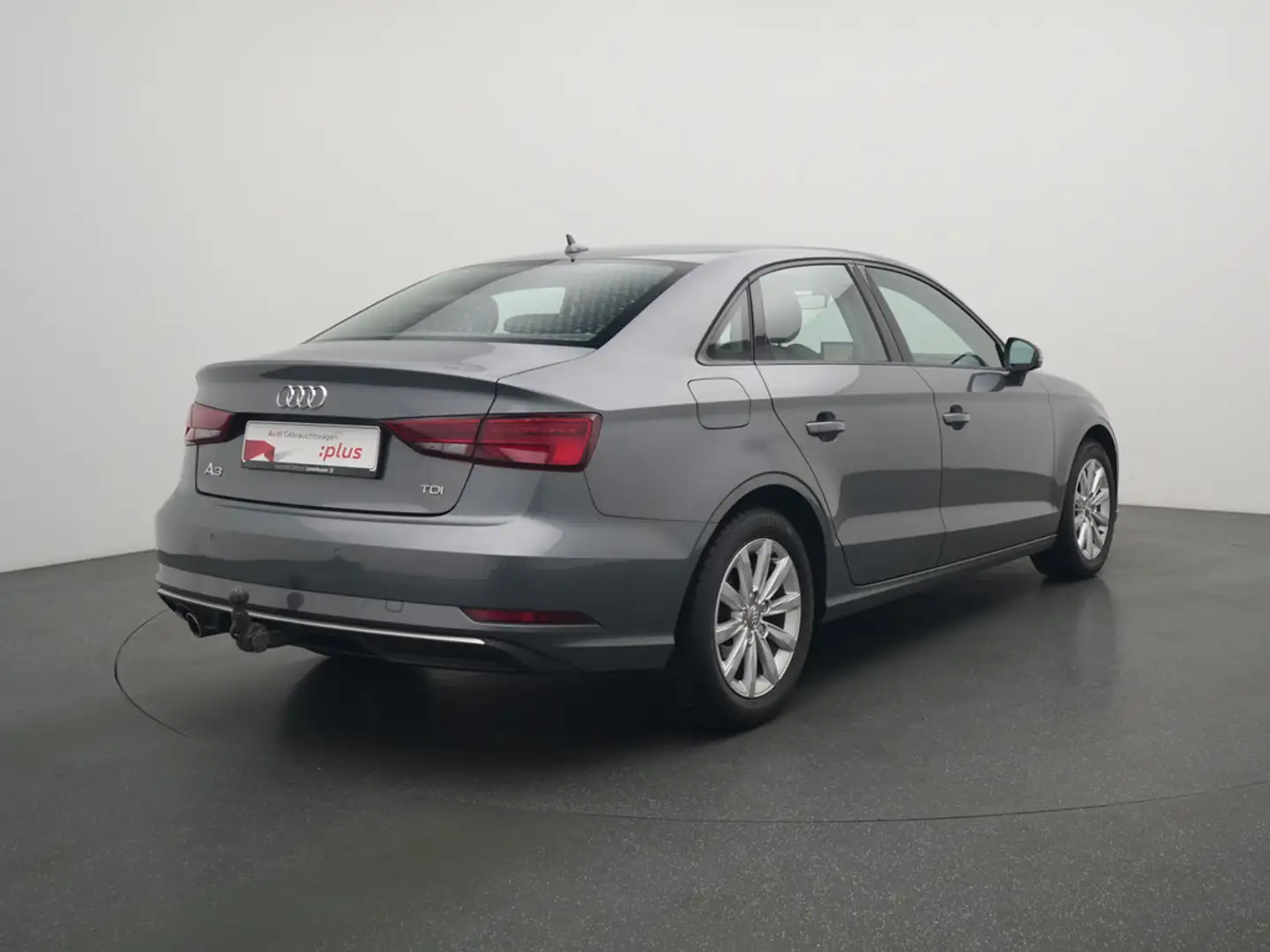 Audi A3 LED SHZ AHK KLIMA NAVI Schwarz - 2