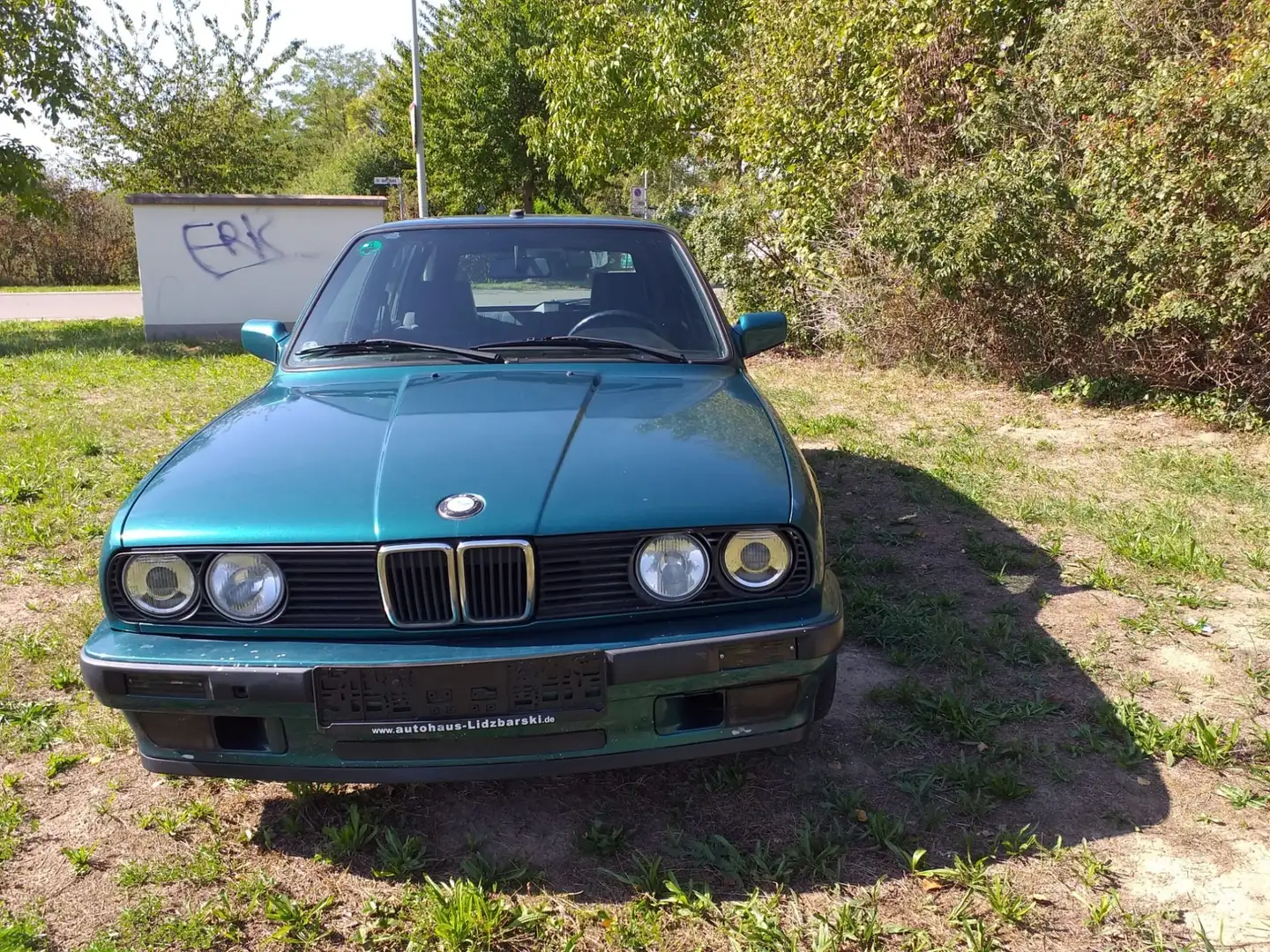 BMW 316 BMW 316i 1.6 Benziner Schaltgetriebe. Green - 2