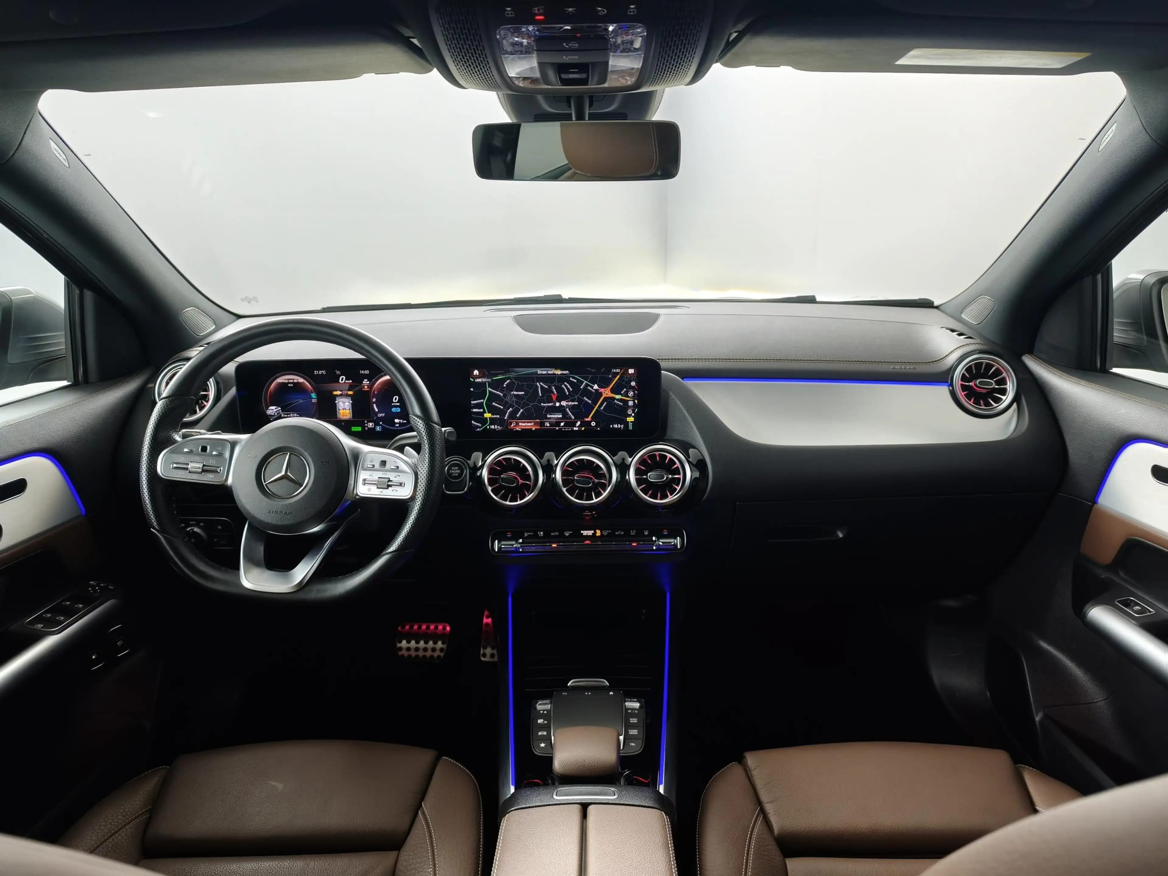 Mercedes-Benz GLA 250 e AMG Line NAVIGATIE | ACHTERUITRIJCAMERA | LEDERE — photo 31