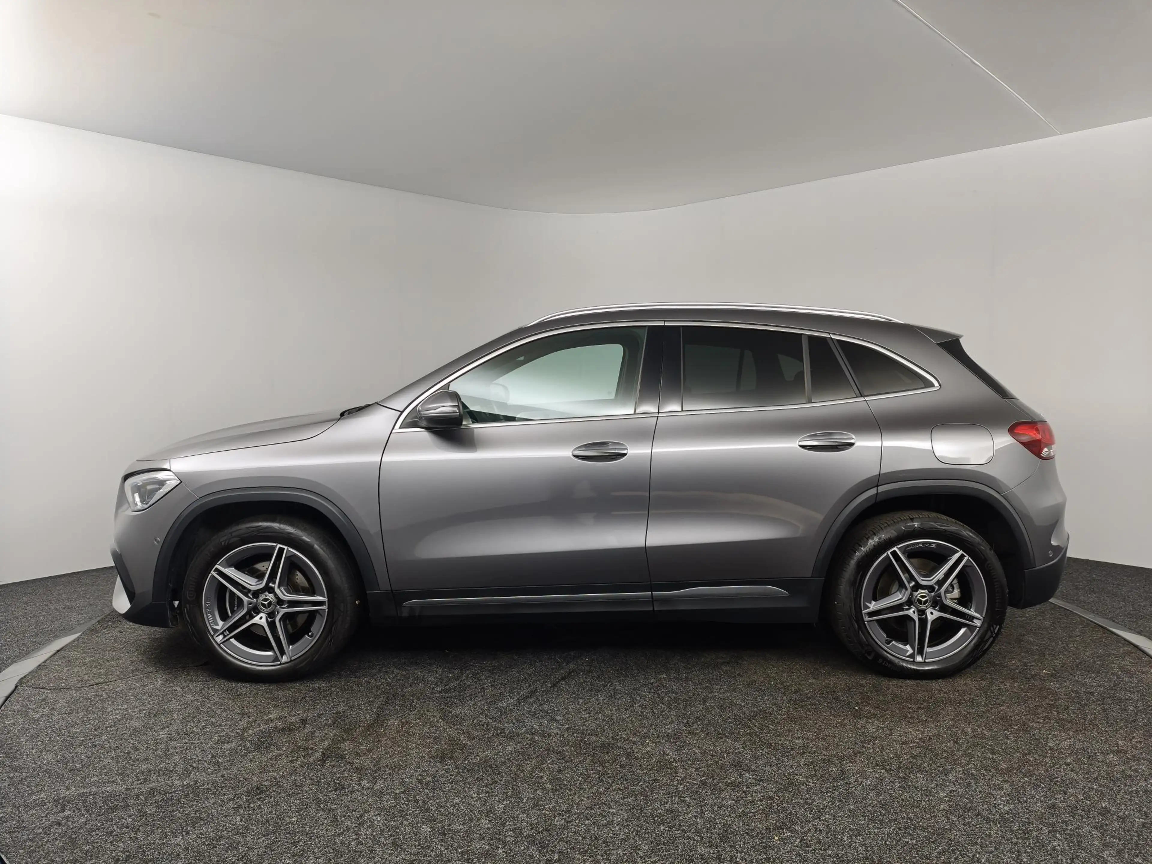 Mercedes-Benz GLA 250 e AMG Line NAVIGATIE | ACHTERUITRIJCAMERA | LEDERE — photo 14