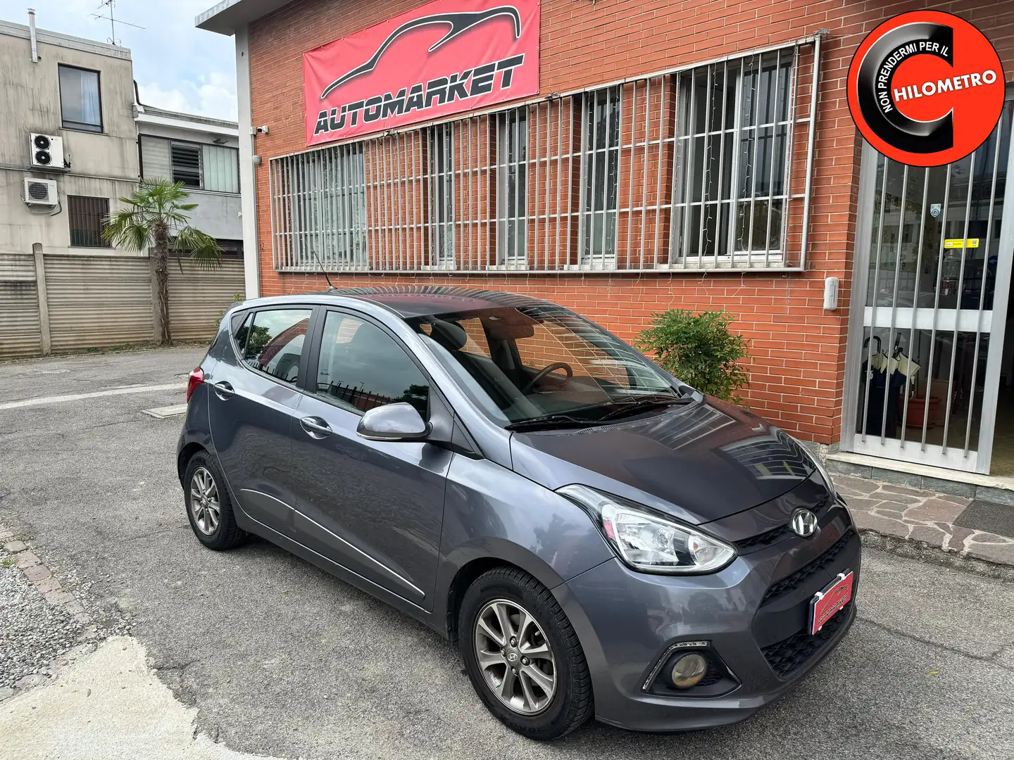 Hyundai i10 1.0 67cv GPL Style CAR PLAY+ANDROID AUTO Grigio - 1