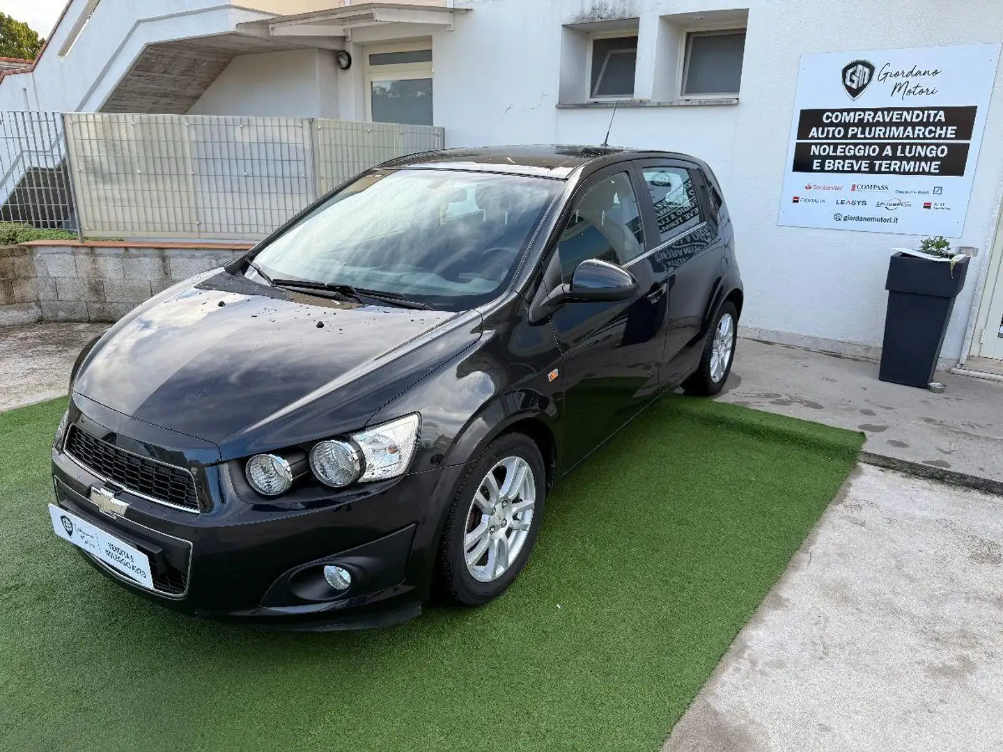 Chevrolet Aveo 1.2 LTZ 86cv 5p Noir - 1