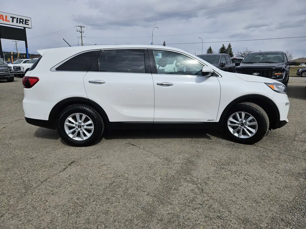Kia Sorento снимка Kia Sorento
