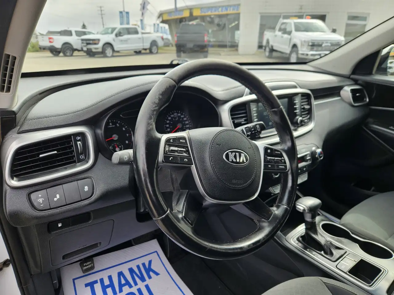 Kia Sorento снимка Kia Sorento