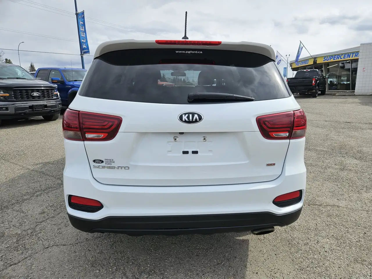 Kia Sorento снимка Kia Sorento