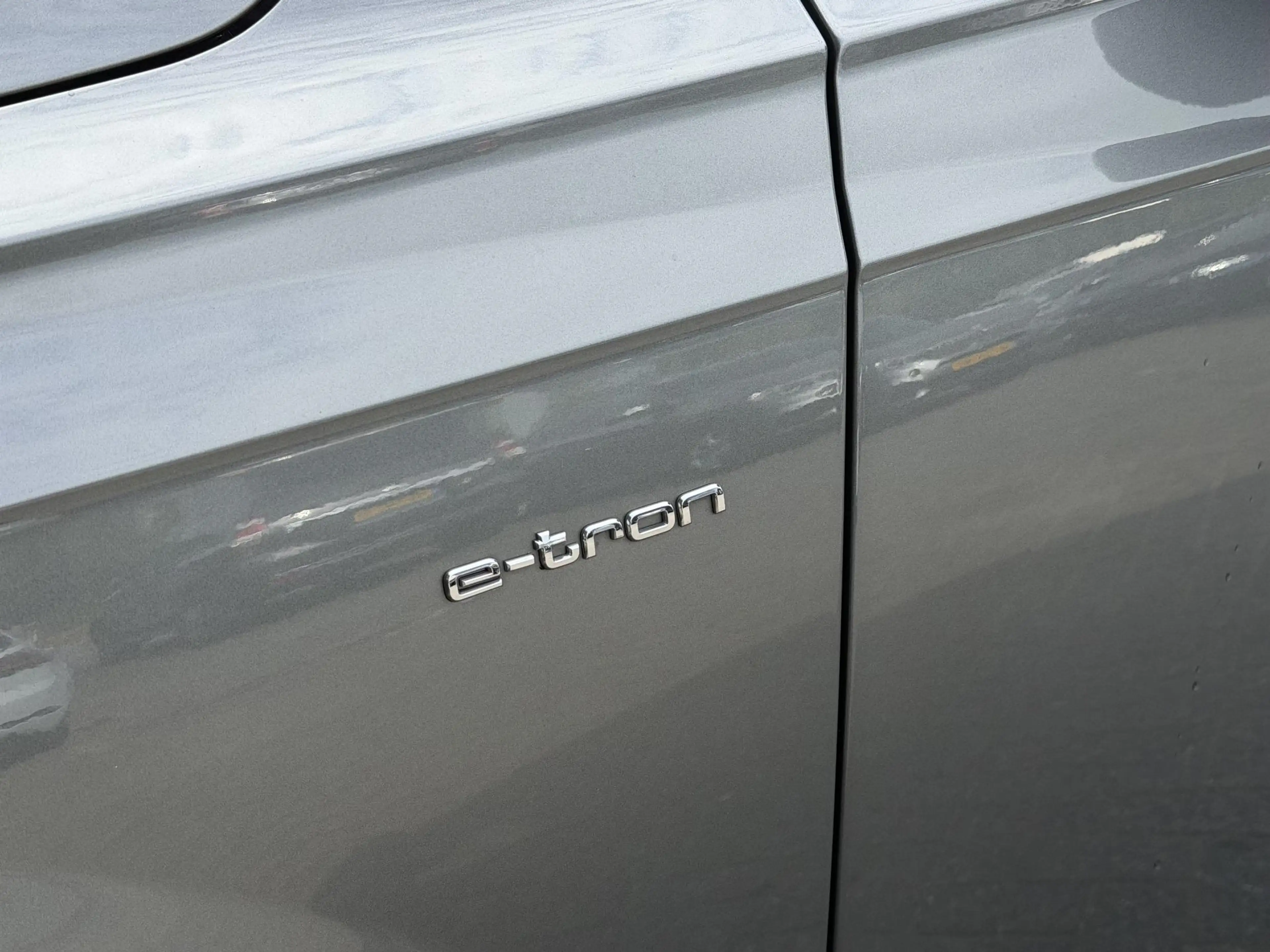 Audi Q7 e-tron 3.0 TDI quattro Sport S-Line | 360 Camera | DAB | — photo 10
