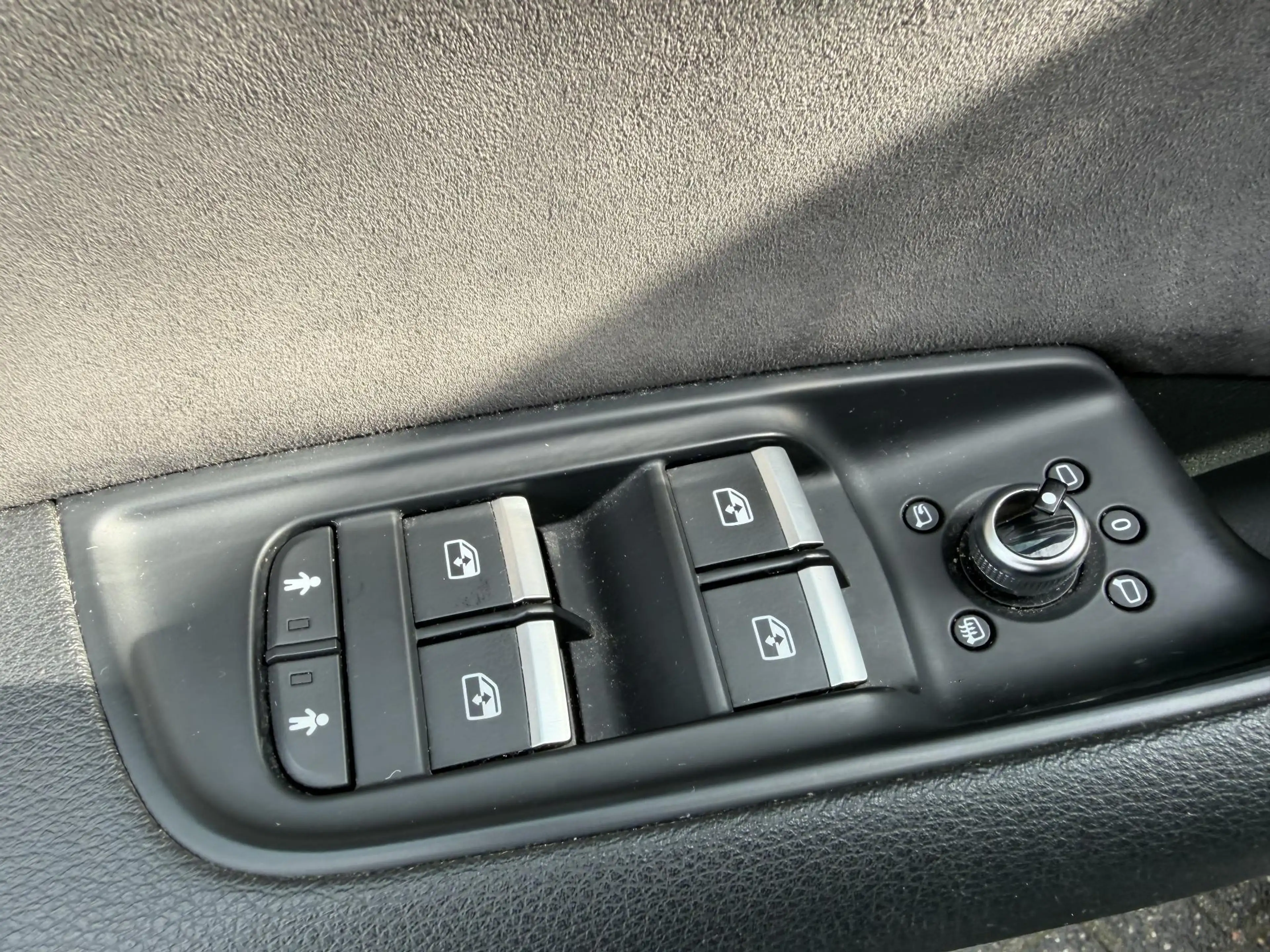 Audi Q7 e-tron 3.0 TDI quattro Sport S-Line | 360 Camera | DAB | — photo 12