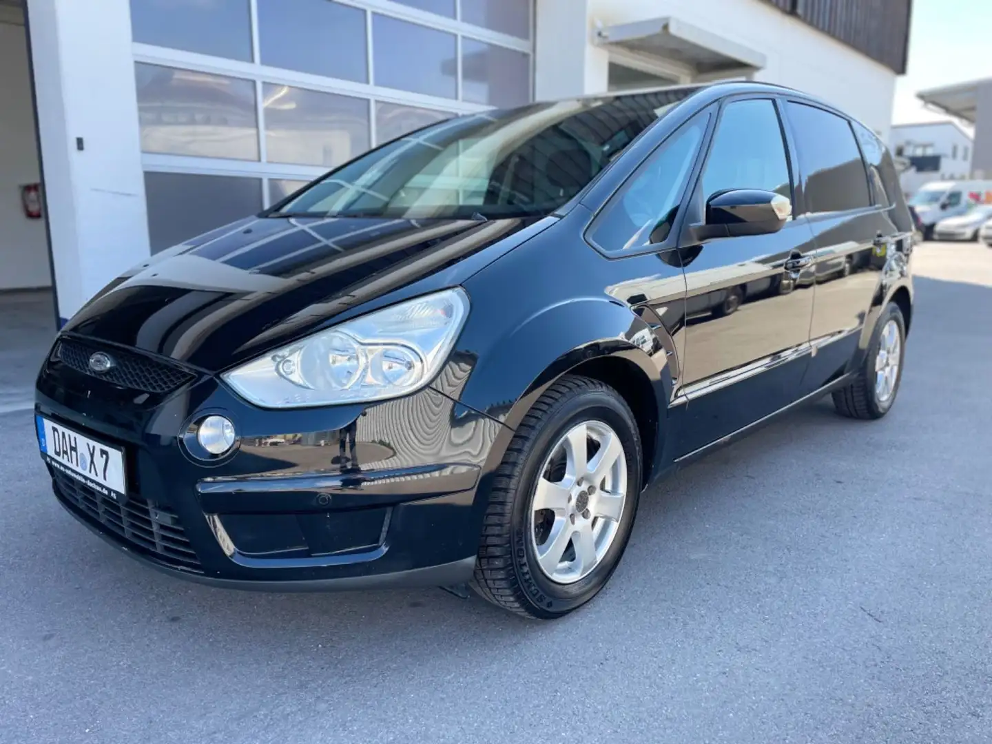 Ford S-Max 2,0 TDCi 85kW DPF / 2.Hand/Scheckheft Schwarz - 1