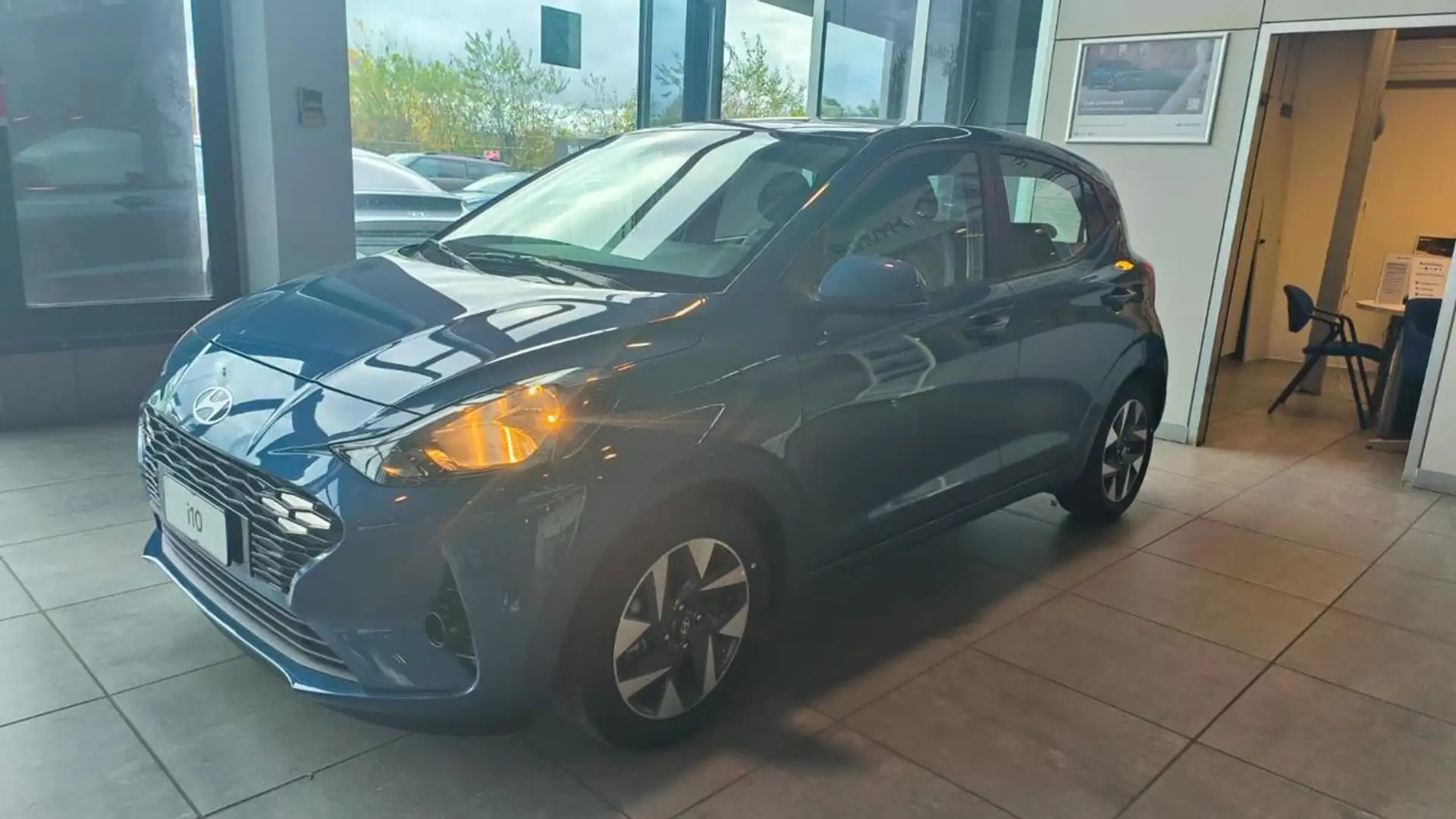 Hyundai i10 1.0 MPI Connectline  più colori disponibili Blu/Azzurro - 2