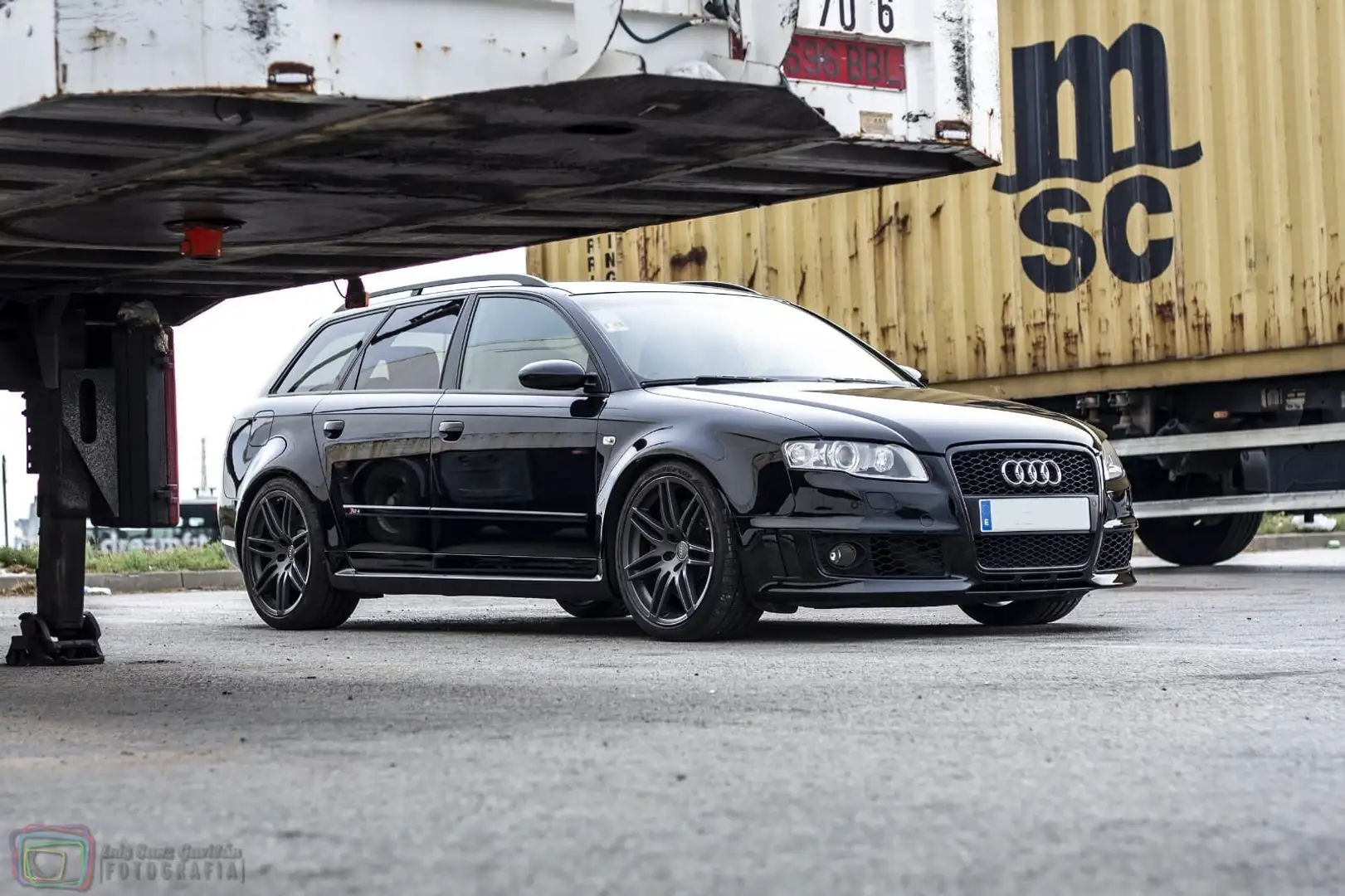 Audi RS4 Avant 4.2 V8 FSI quattro - 1