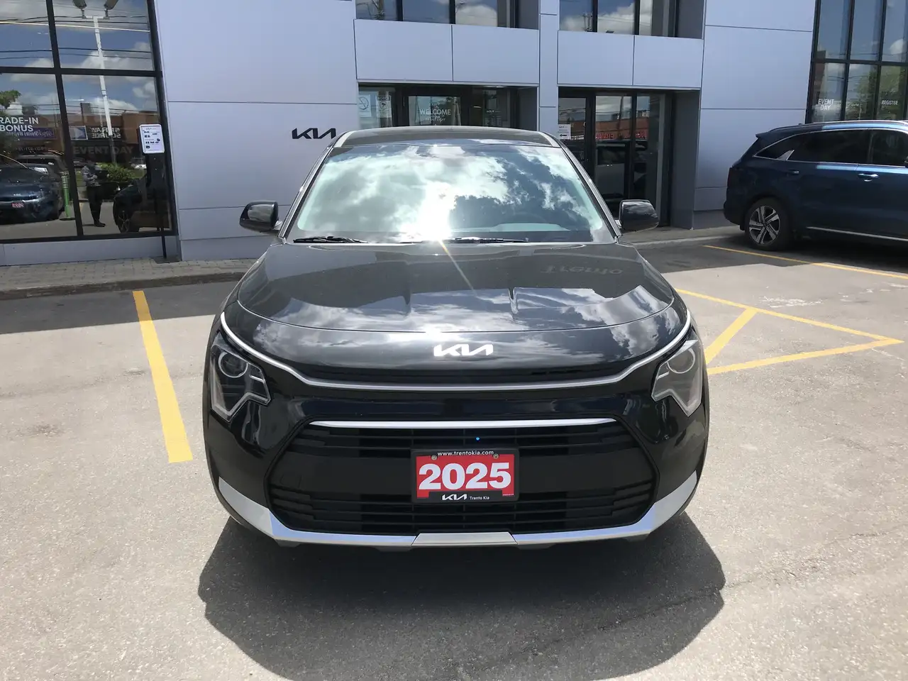 Kia Niro снимка Kia Niro