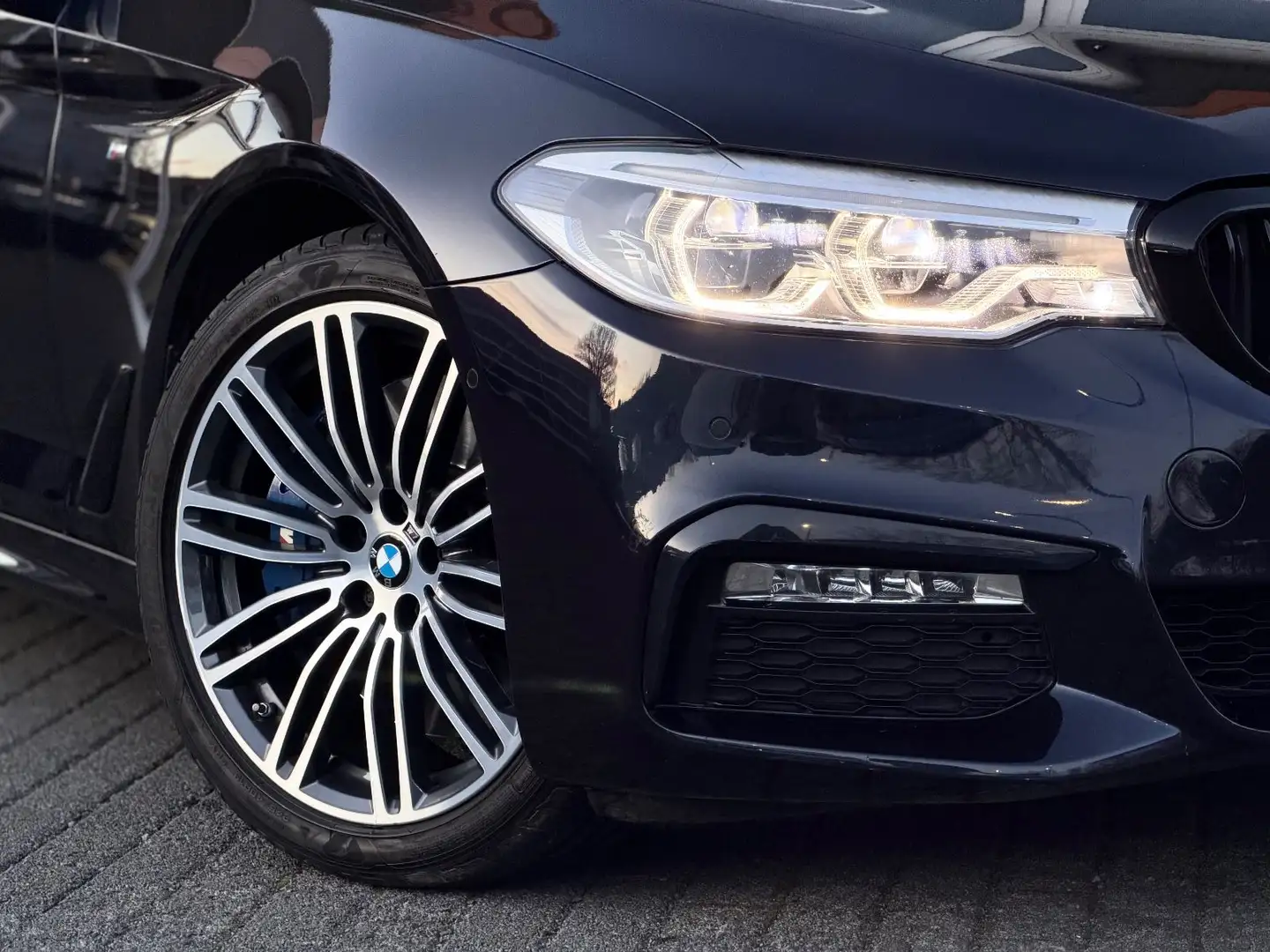BMW 540 i xDrive MSport*Shd*Ahk*HUD*LED*Lhz*Memory*SC Schwarz - 2