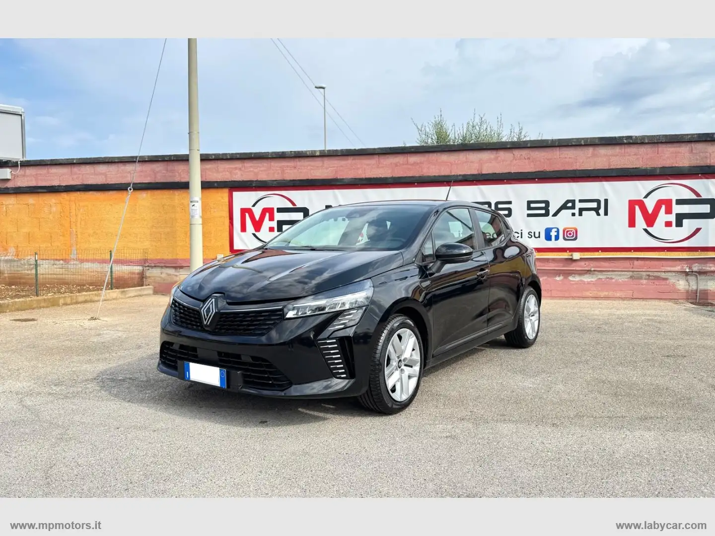 Renault Clio CLIO EVOLUTION 1.0 65CV 2.700KM Zwart - 1