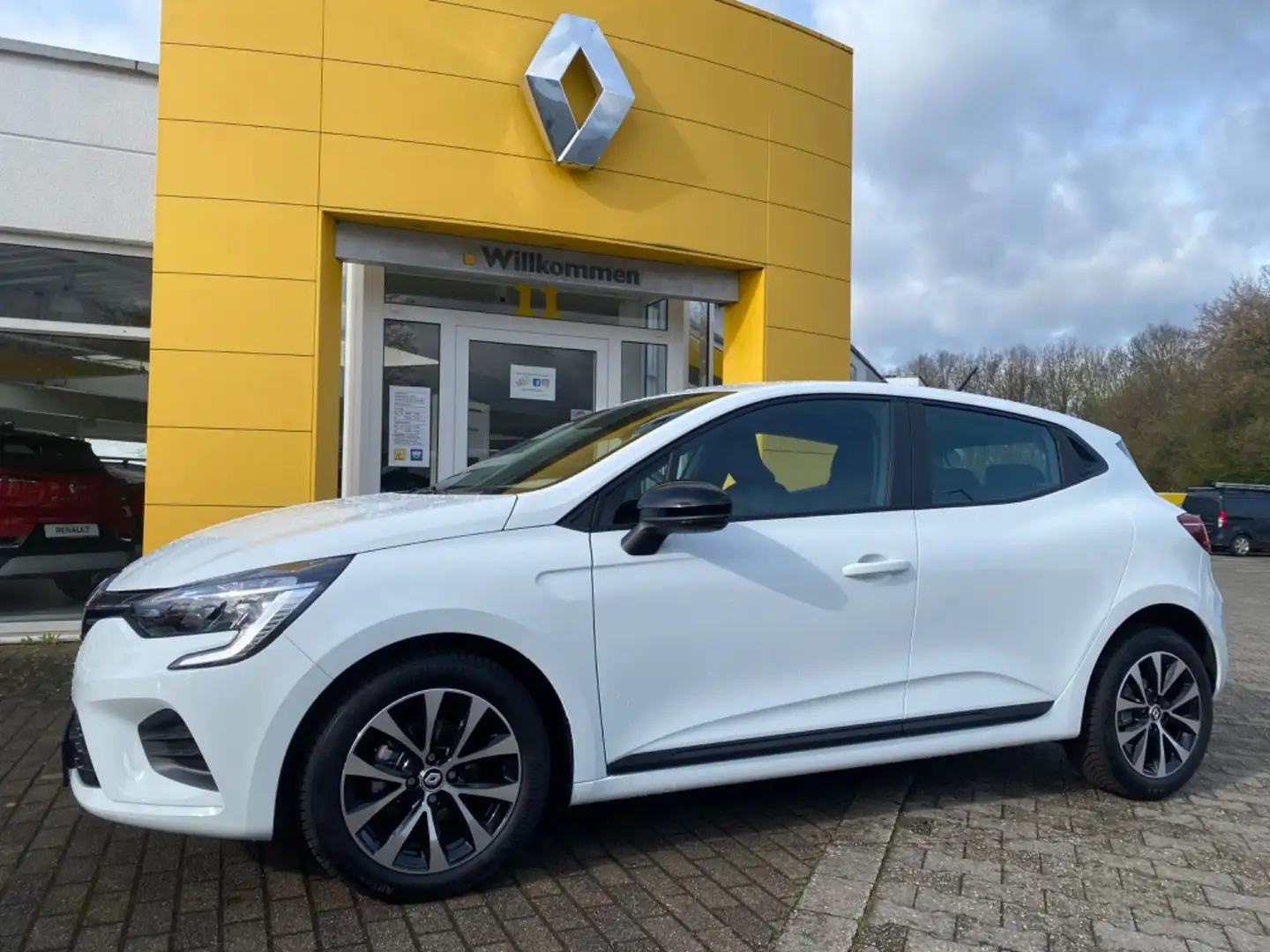 Renault Clio V Eqiulibre TCe 90 Weiß - 1