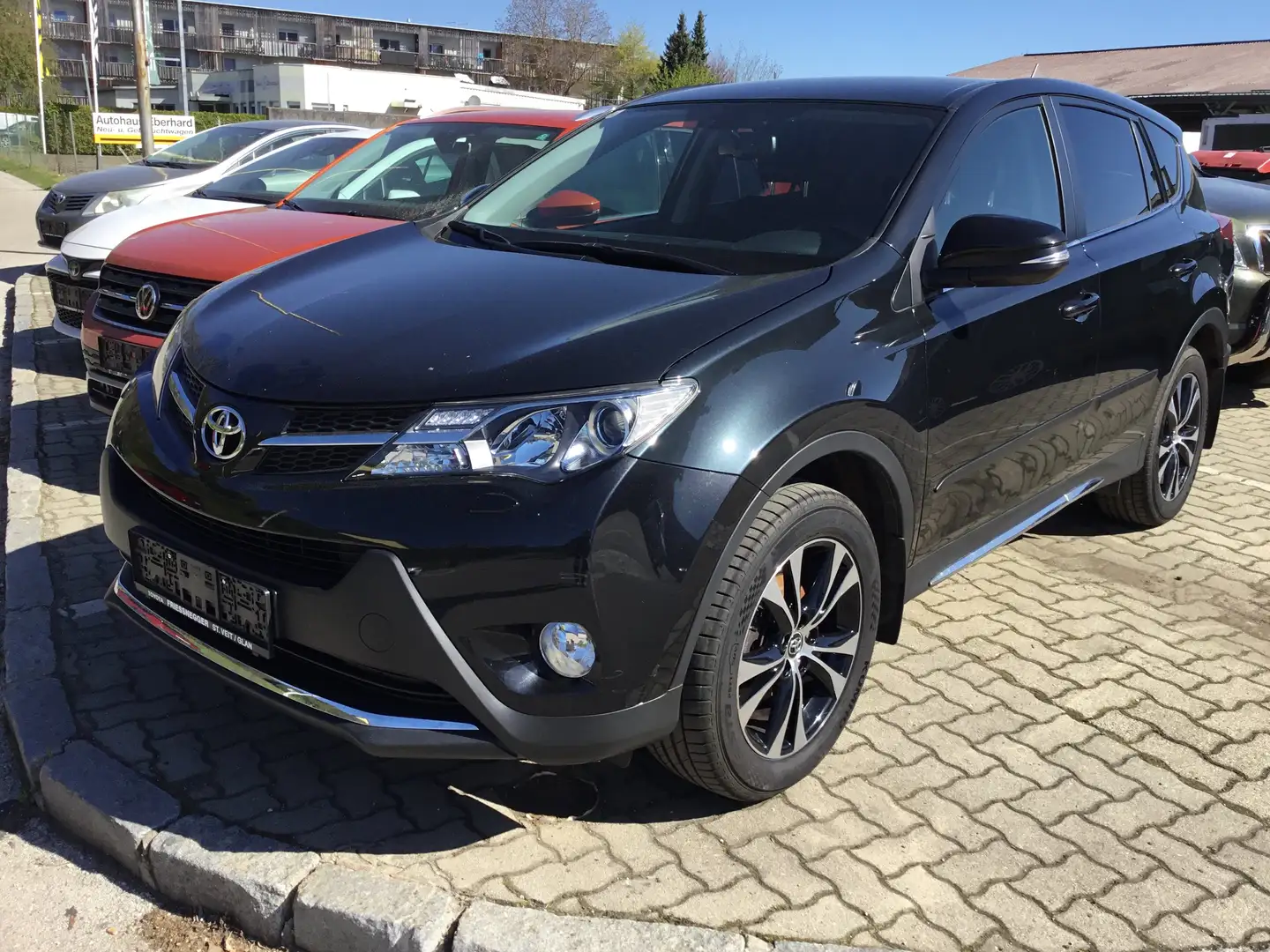 Toyota RAV 4 2,0 D-4D 4WD Schwarz - 1
