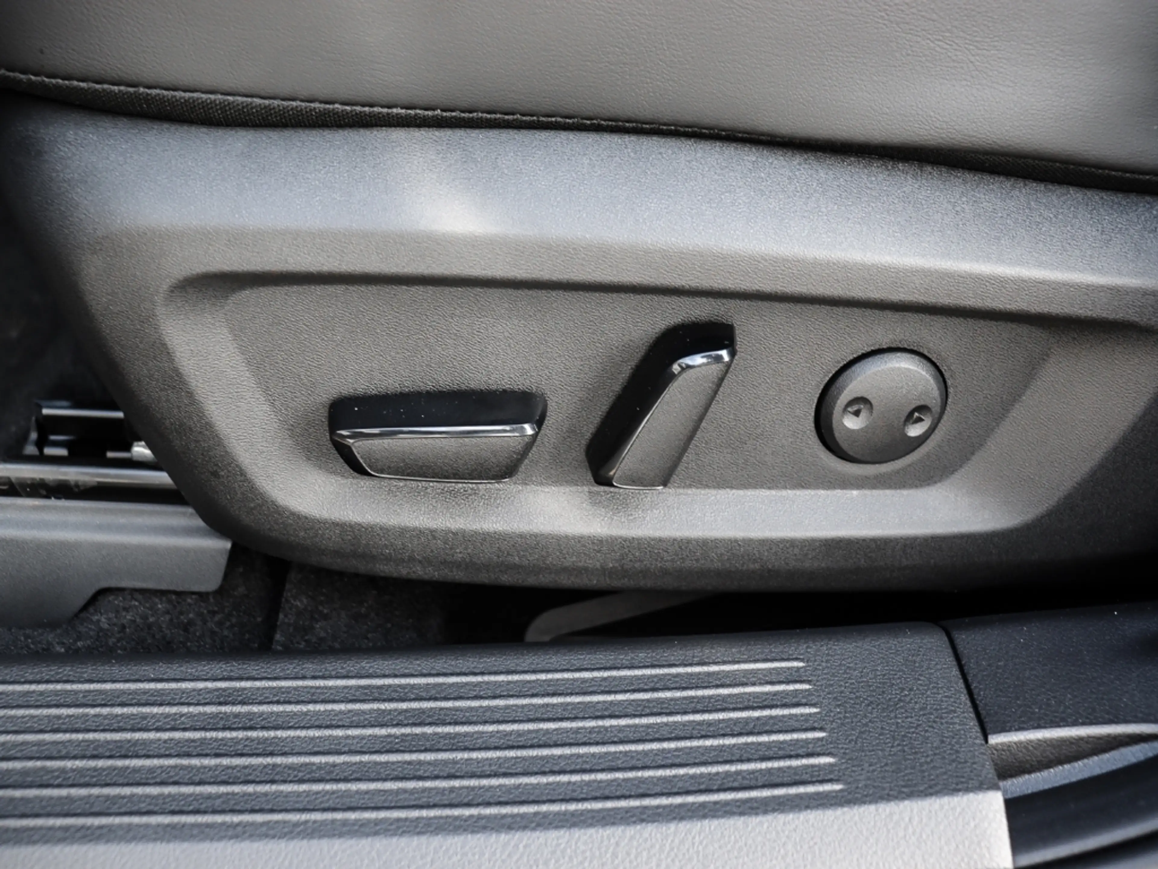 Nissan X-Trail N-Trek 1.5 VC-T e-POWER 204PS 4x2 — photo 10