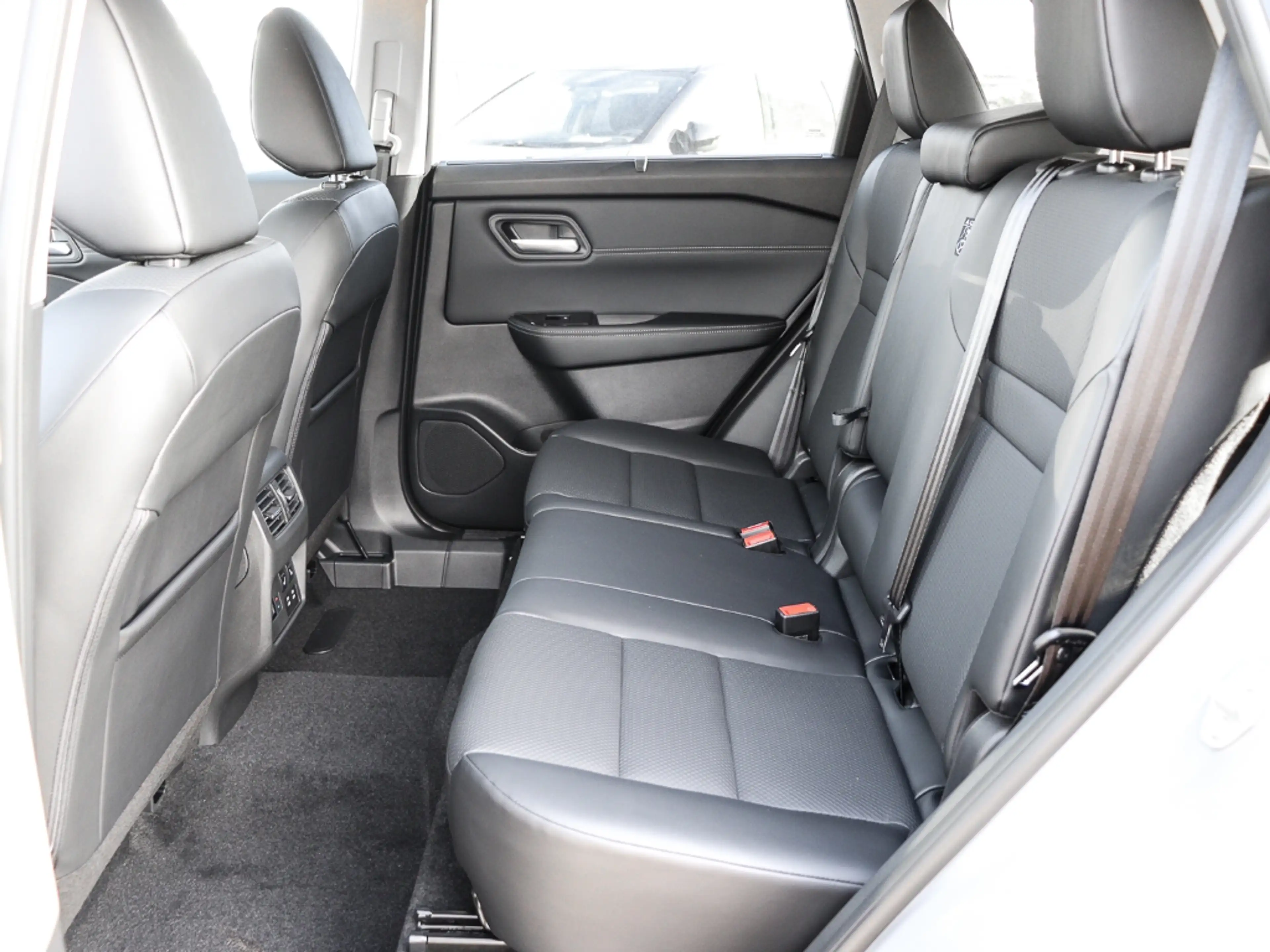 Nissan X-Trail N-Trek 1.5 VC-T e-POWER 204PS 4x2 — photo 14