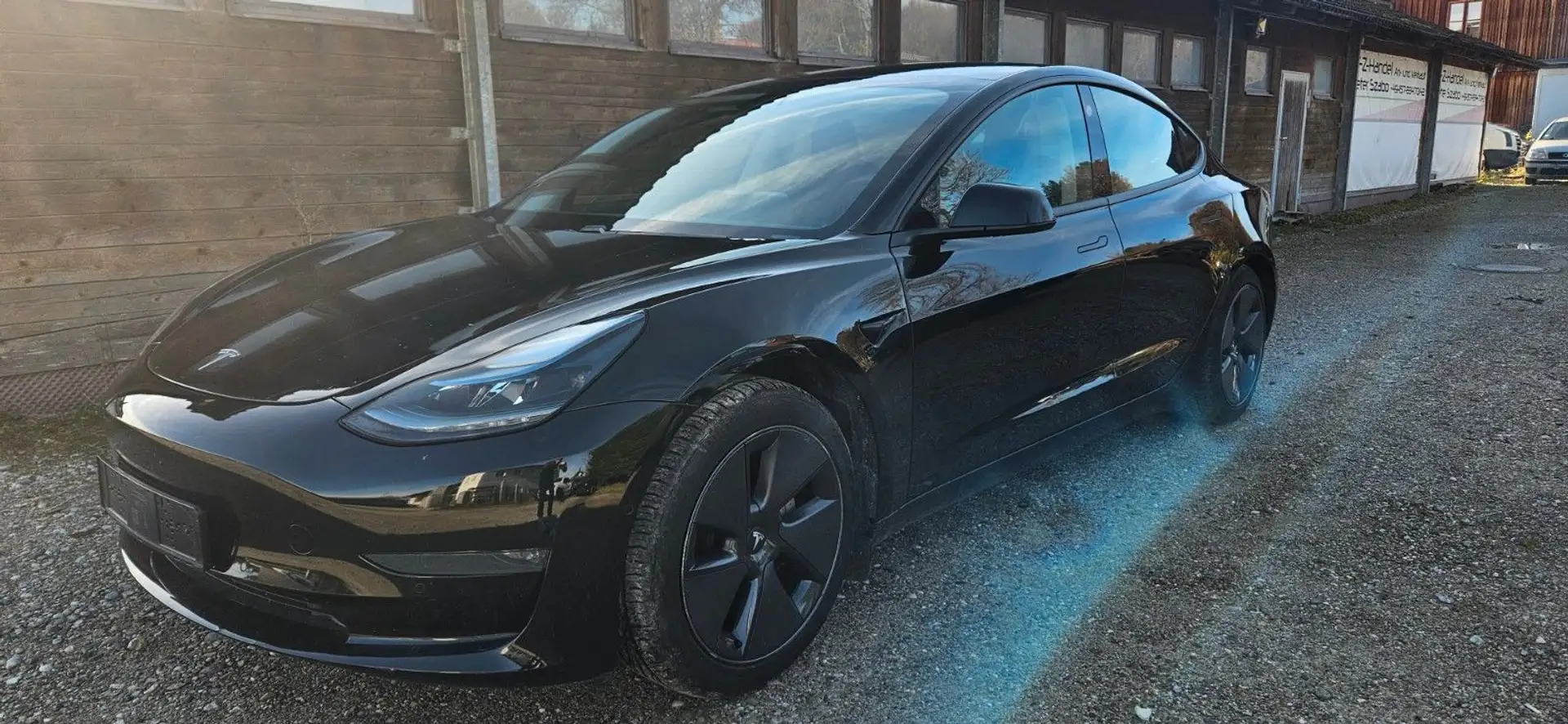 Tesla Model 3 Dual AWD 82kwH,Pano,8-fach Schwarz - 2