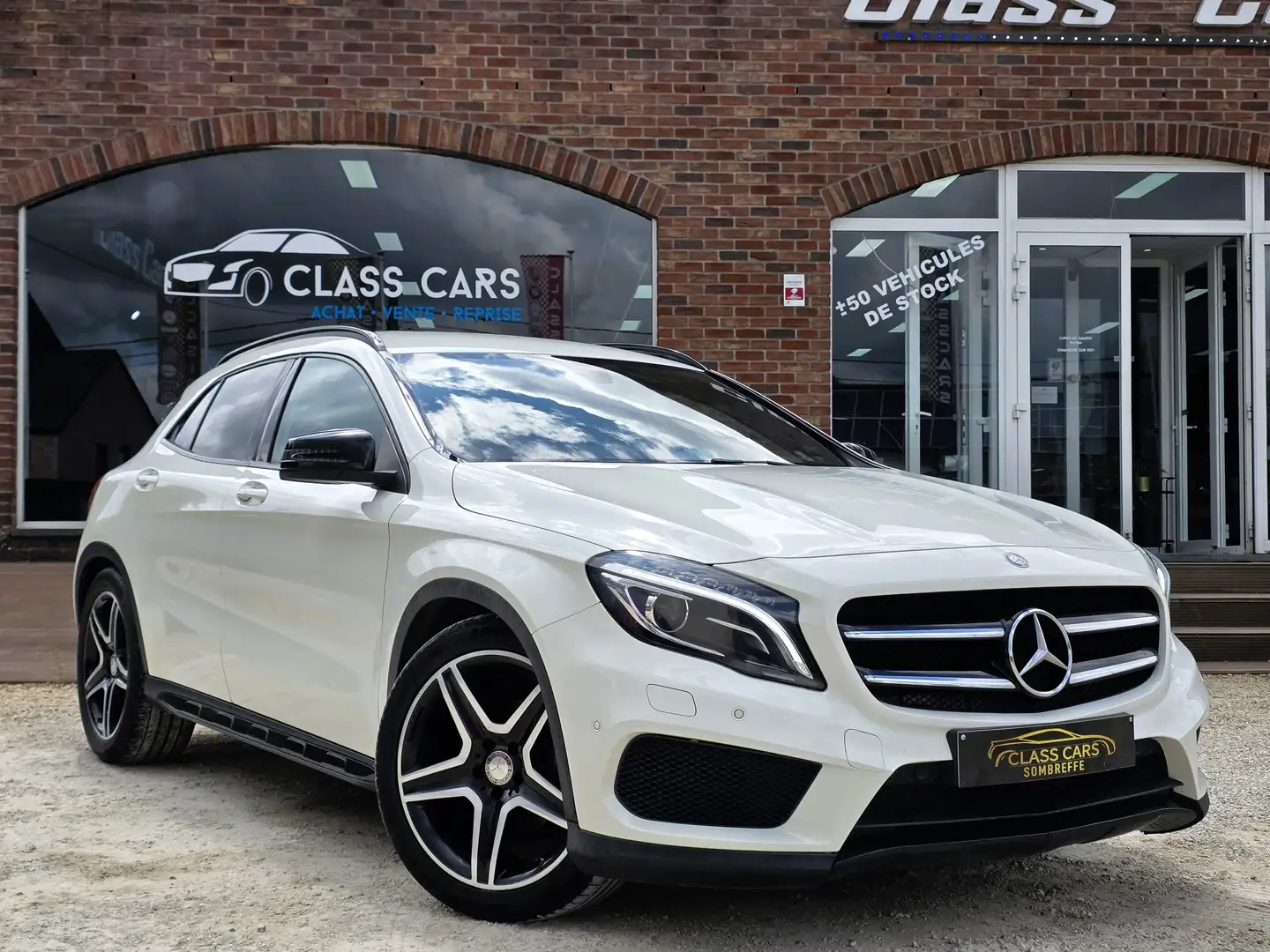 Mercedes-Benz GLA 180 d AMG LINE NAVI PDC FULL LED GARANTIE 12 MOIS EU6B Blanc - 2