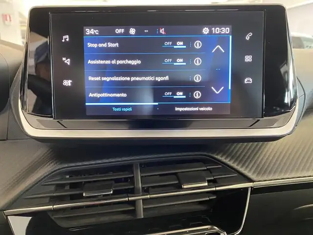 Peugeot 2008 view 10