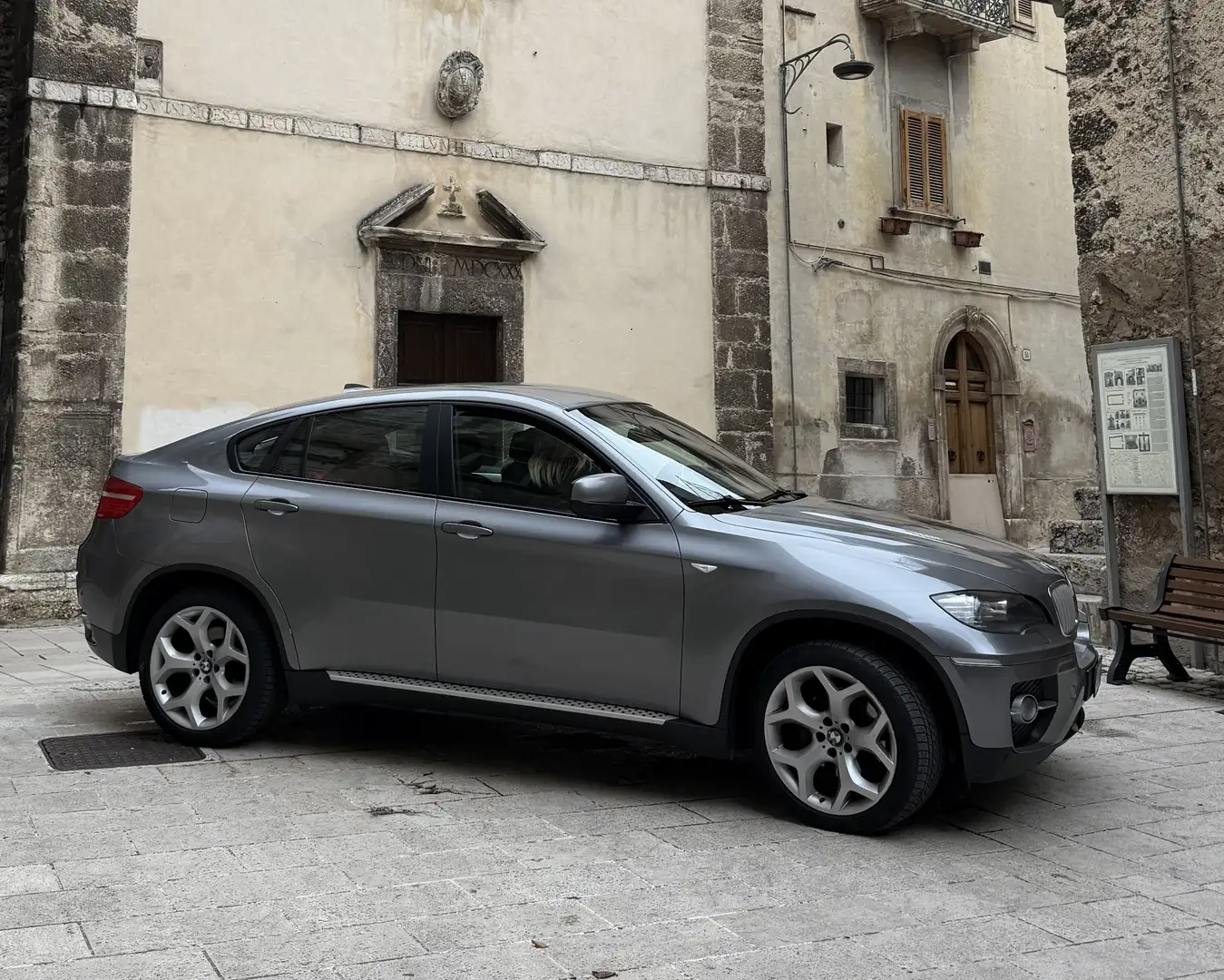 BMW X6 xdrive35d Attiva auto Argent - 2
