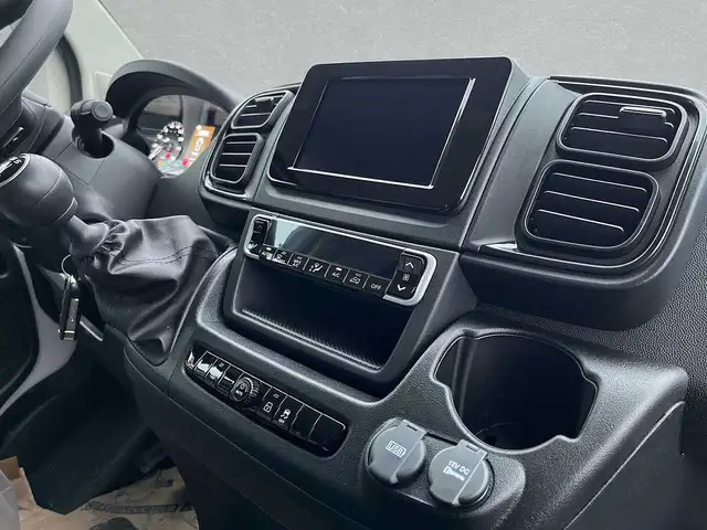 Fiat Ducato view 4
