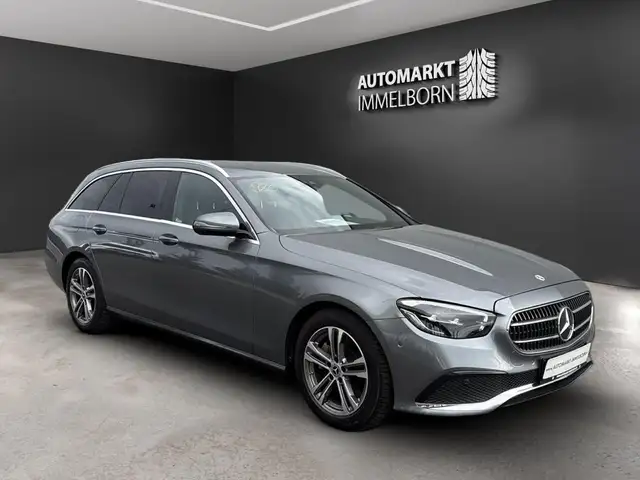 Mercedes-Benz E 200 ALLRAD AHK*LED*Kamera*DAB*Navi*Teilleder