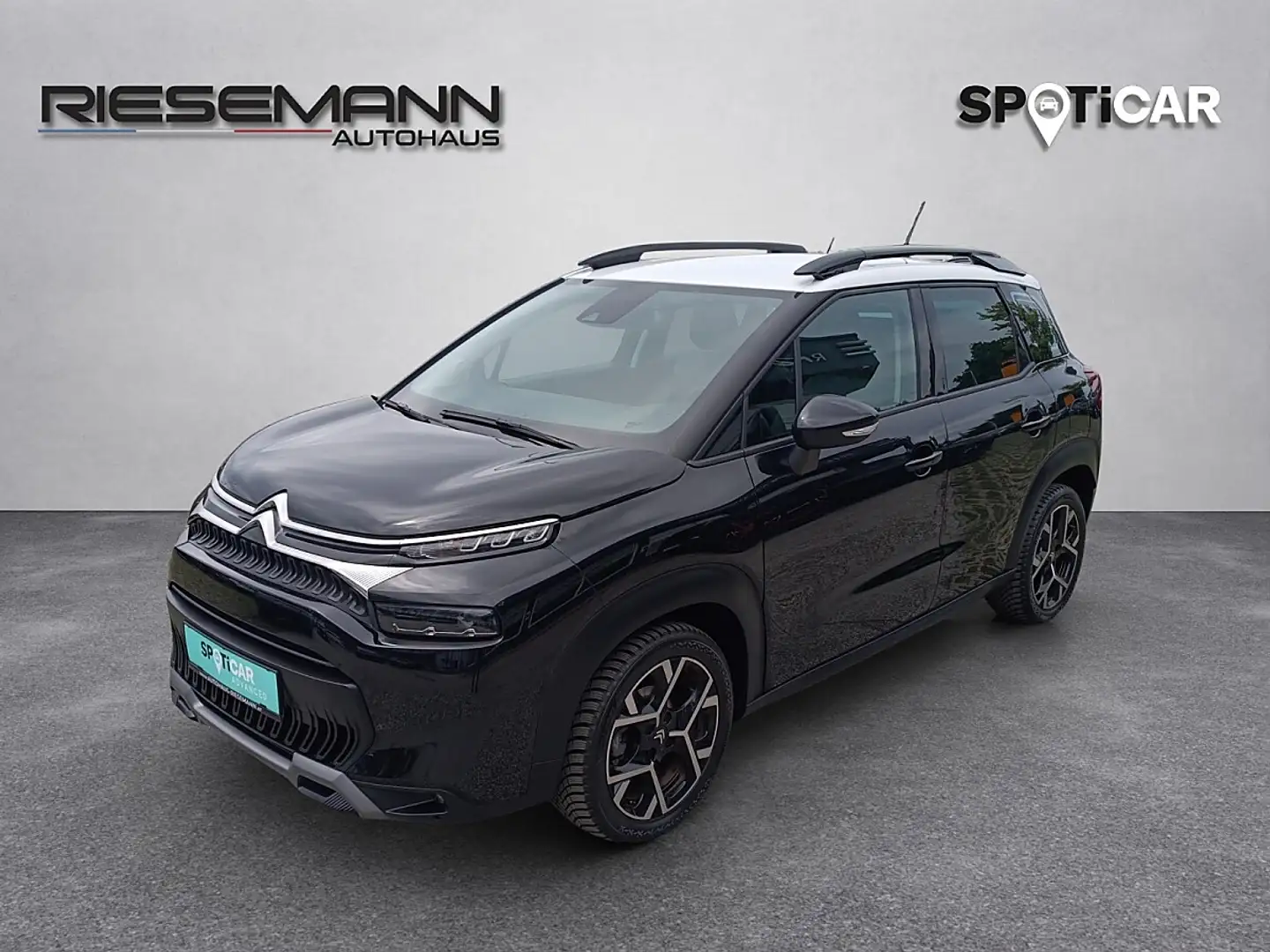Citroen C3 Aircross BlueHDi 110 S&S 6-Gang-Manuell Shine Pack Schwarz - 1
